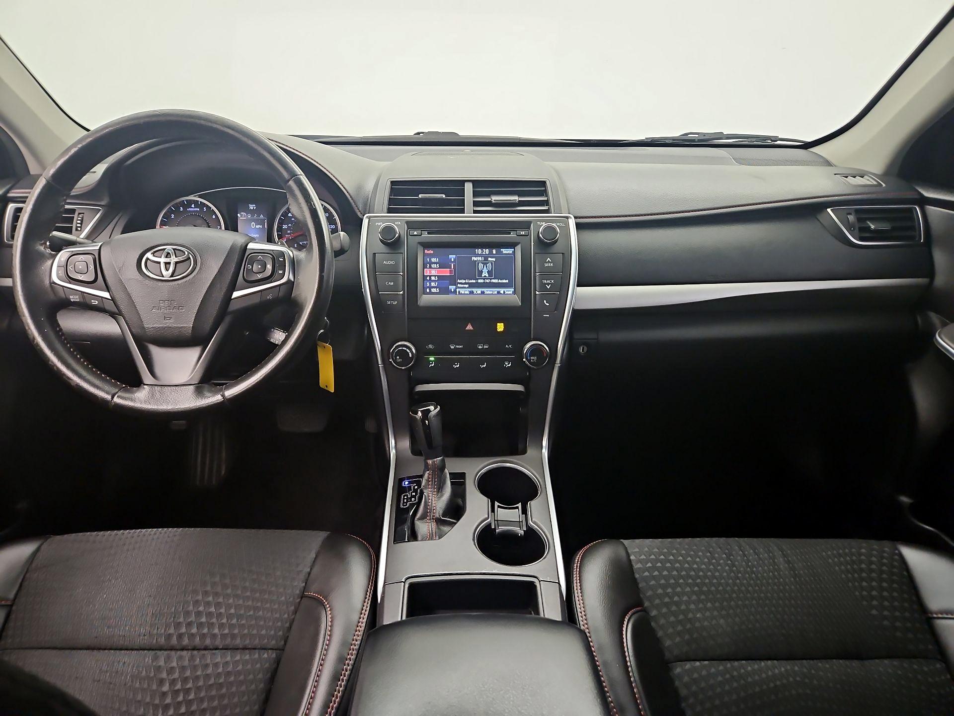 Thumbnail: 2015 Toyota Camry - 9