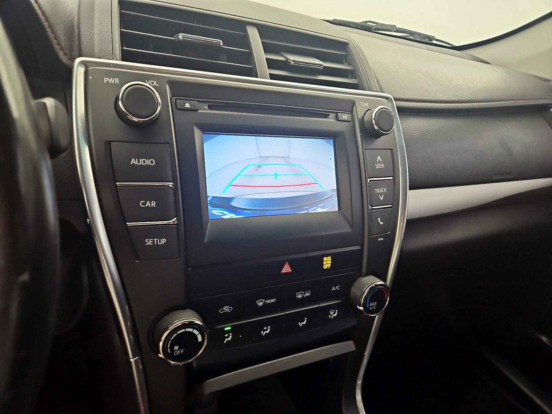 Thumbnail: 2015 Toyota Camry - 14