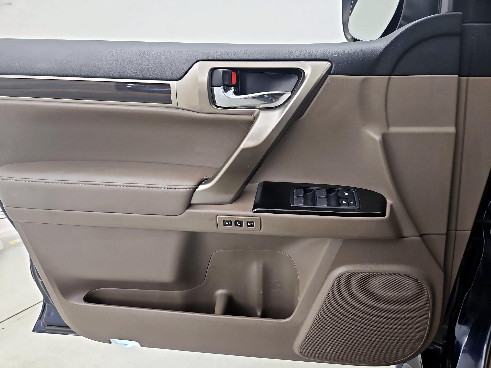 Thumbnail: 2018 Lexus GX - 12