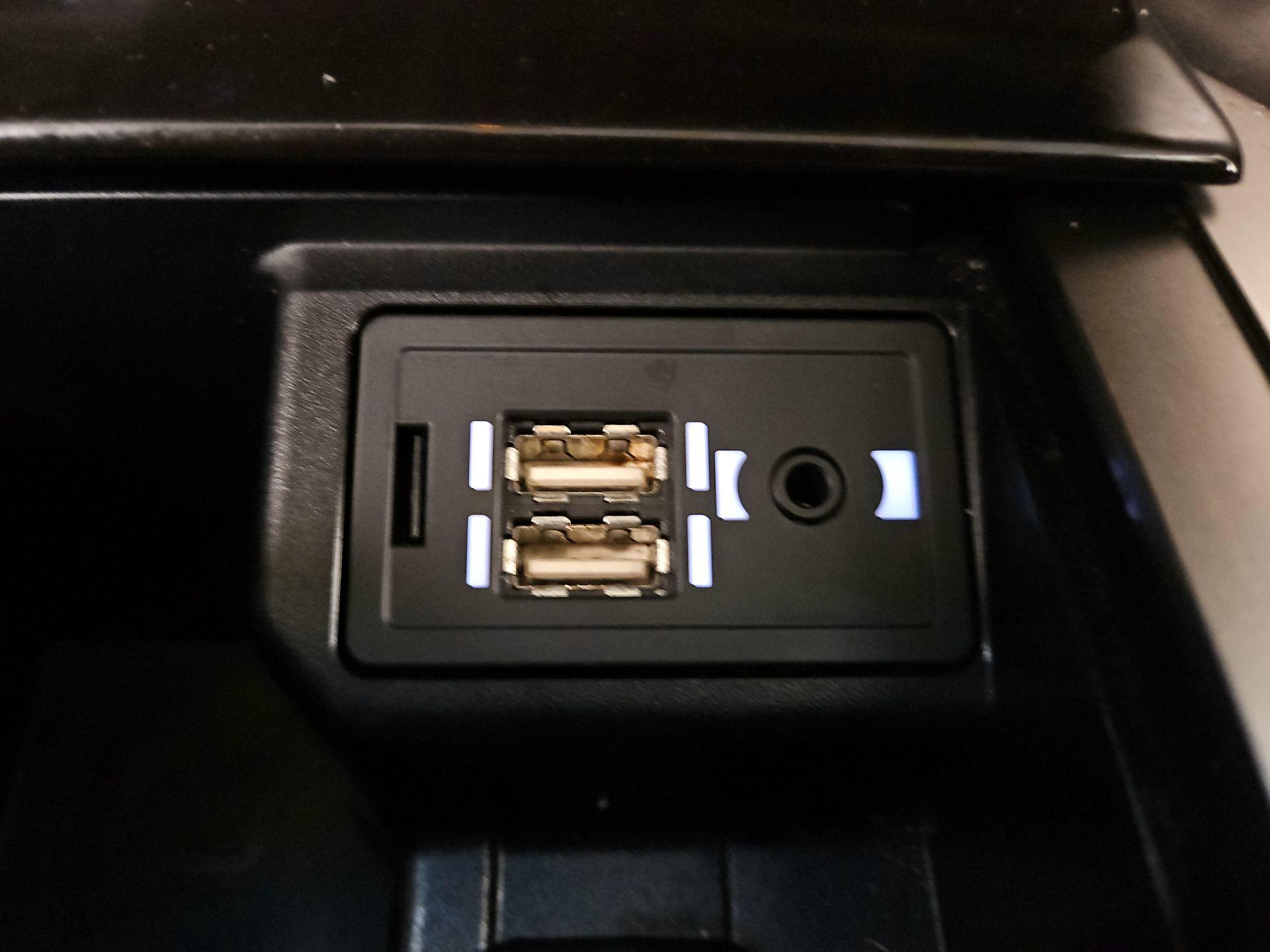 Thumbnail: 2018 Lexus GX - 19