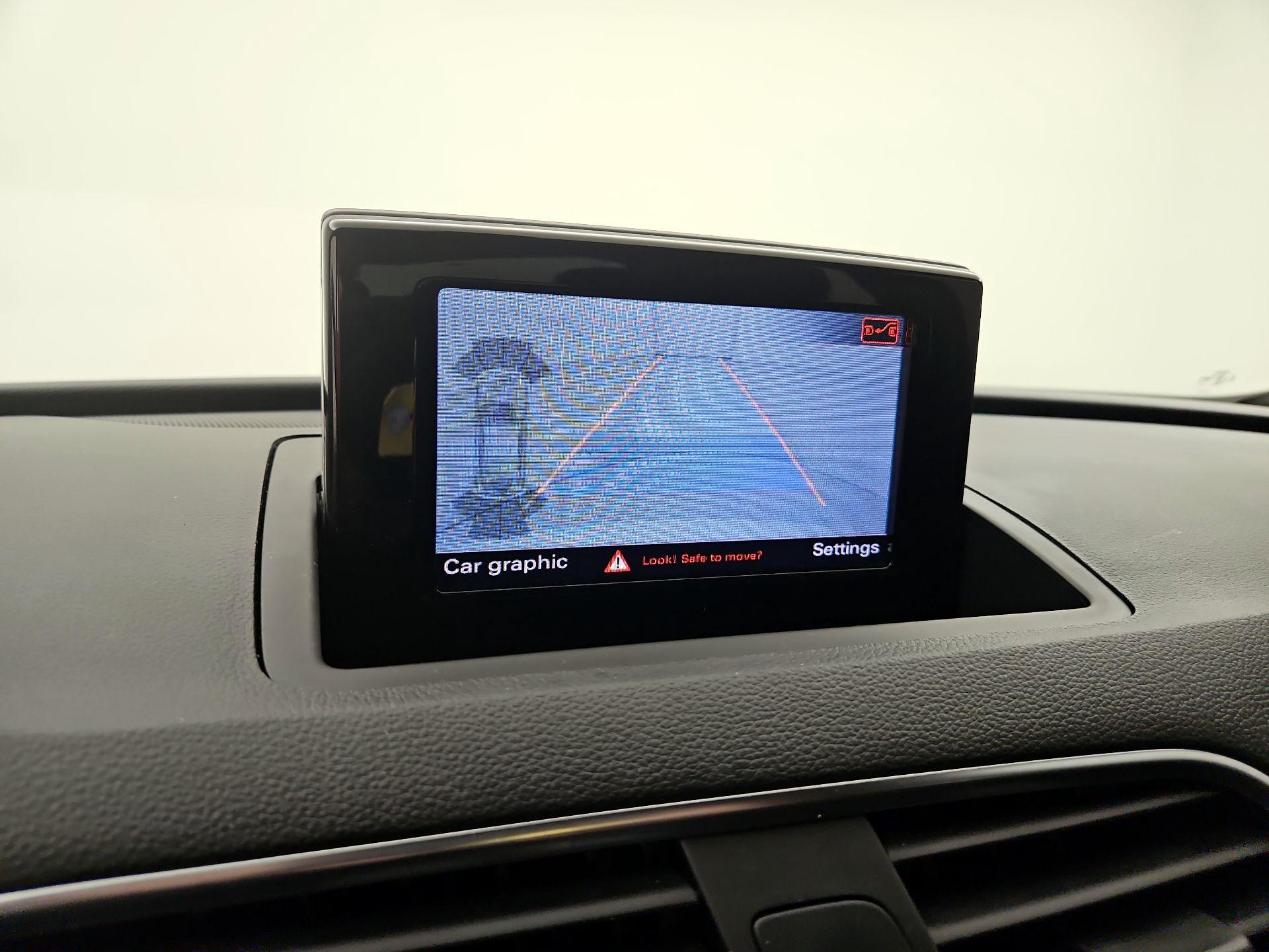 Thumbnail: 2018 Audi Q3 - 14