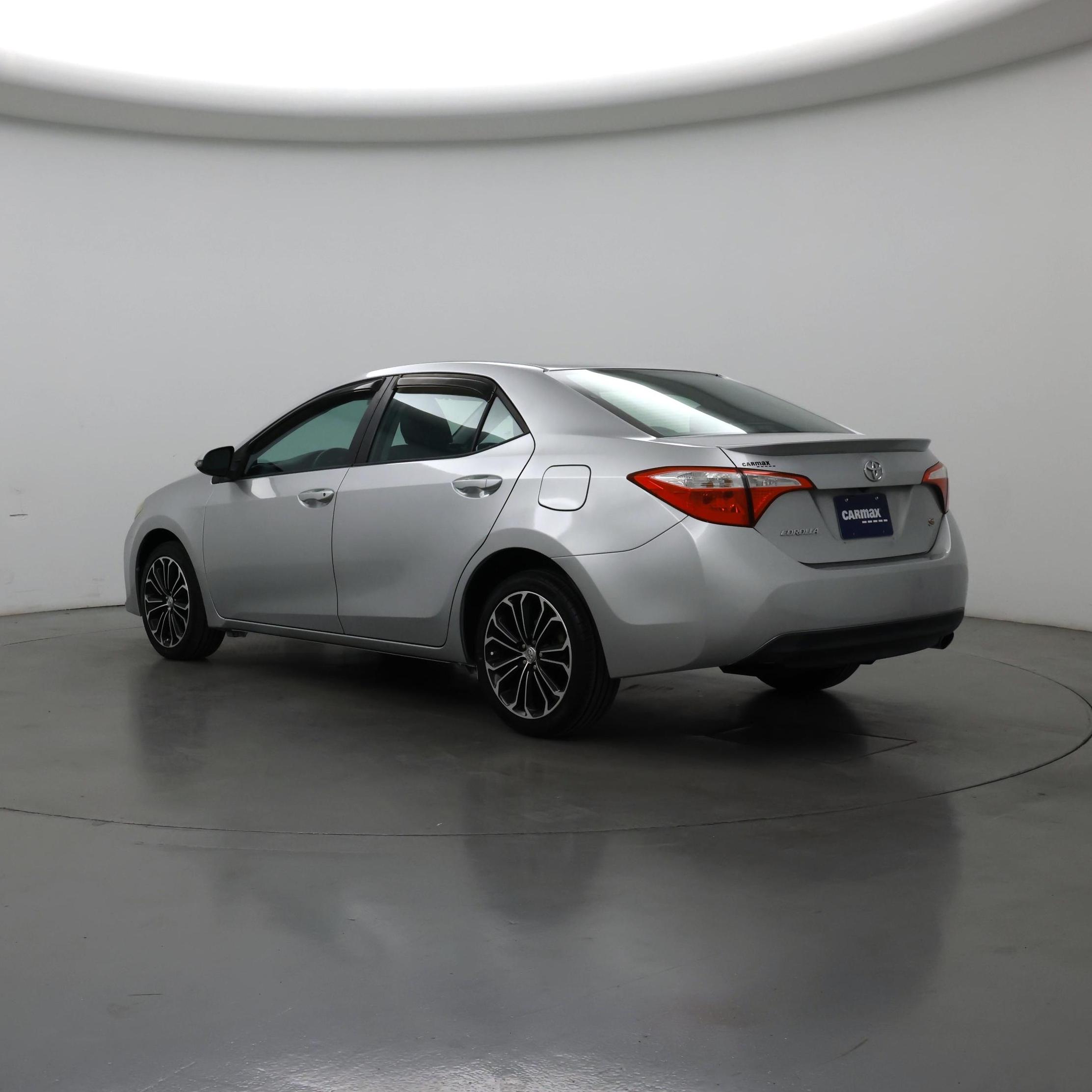 Thumbnail: 2015 Toyota Corolla - 2