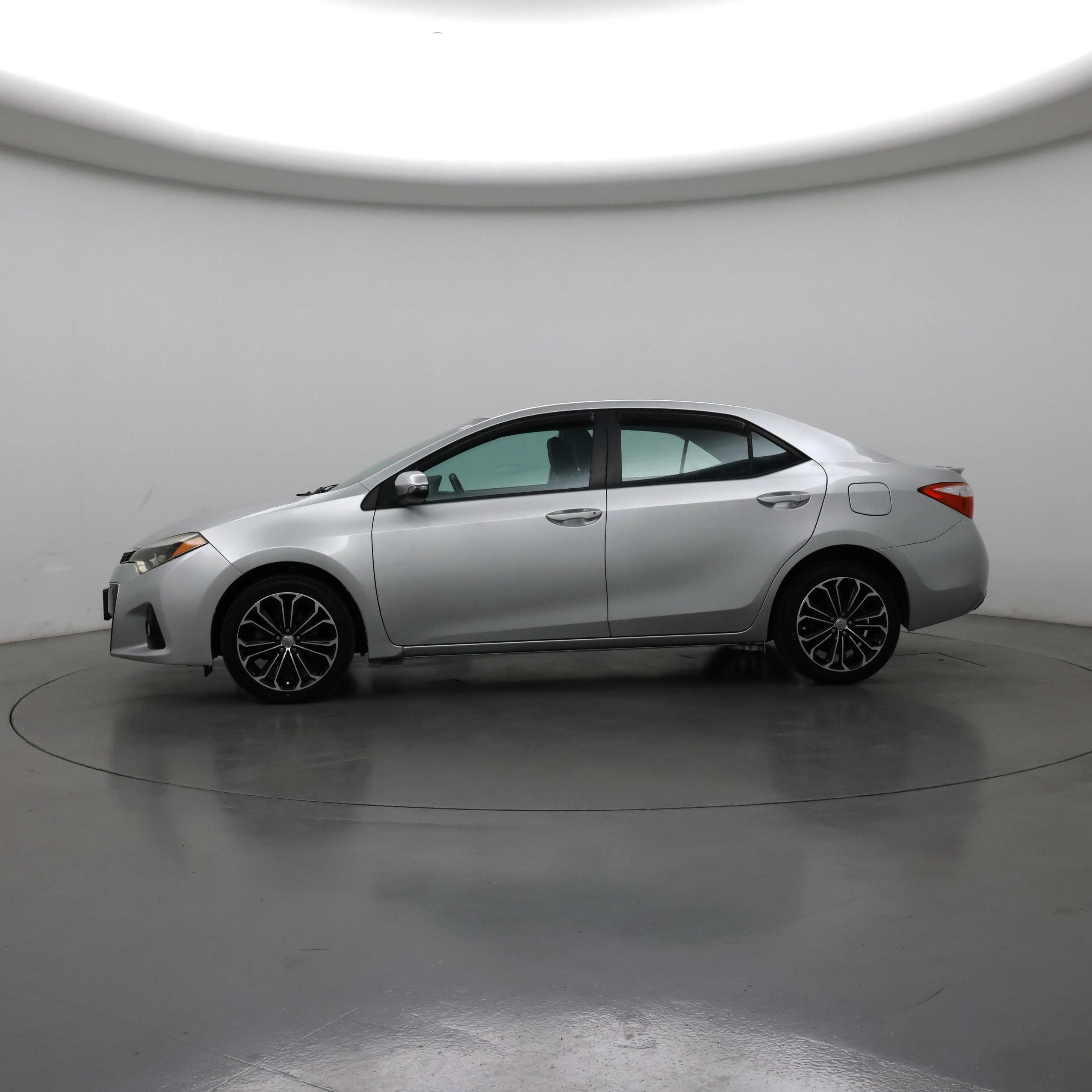 Thumbnail: 2015 Toyota Corolla - 3