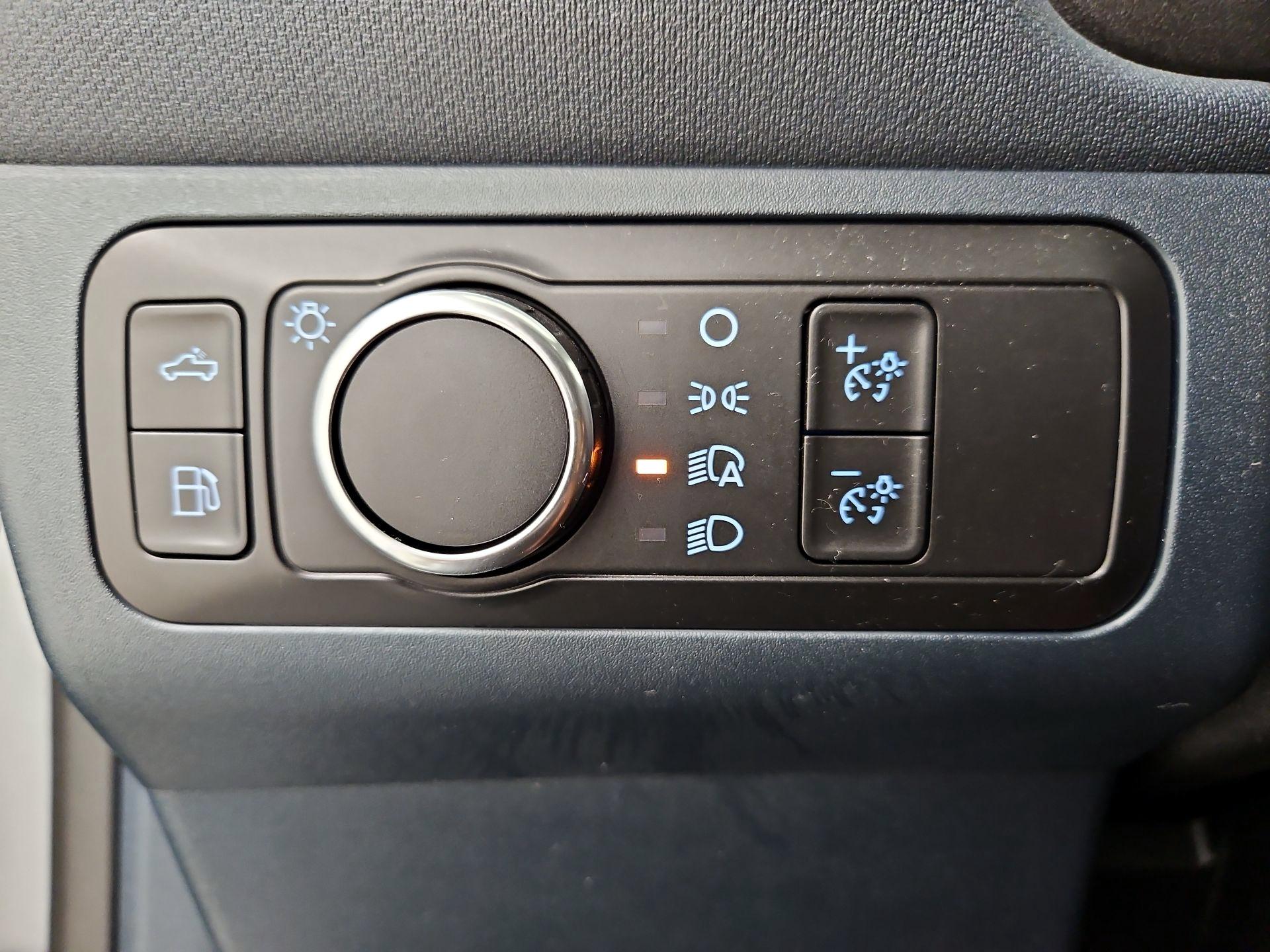 Thumbnail: 2022 Ford Maverick - 13