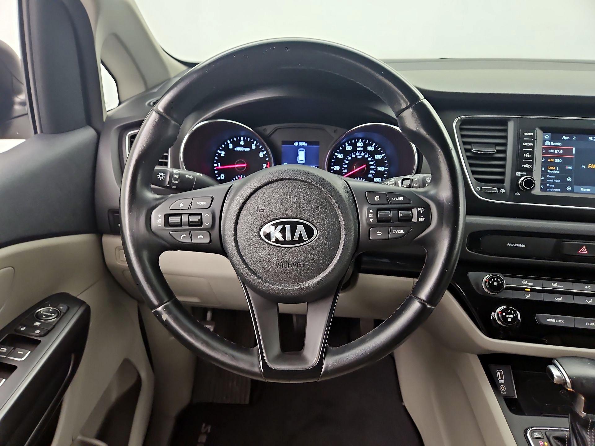 Thumbnail: 2019 Kia Sedona - 10