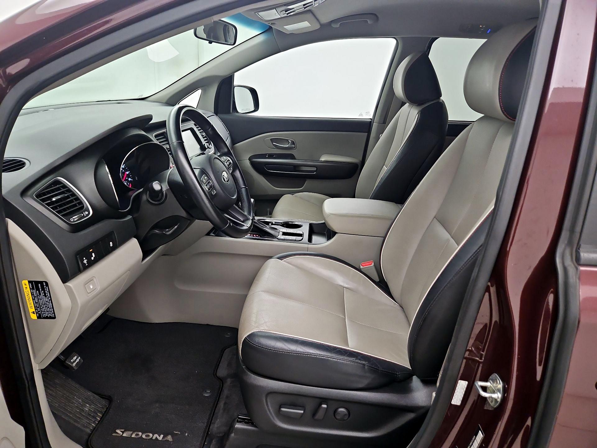 Thumbnail: 2019 Kia Sedona - 11