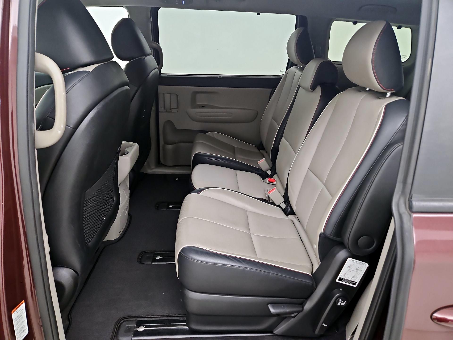 Thumbnail: 2019 Kia Sedona - 19