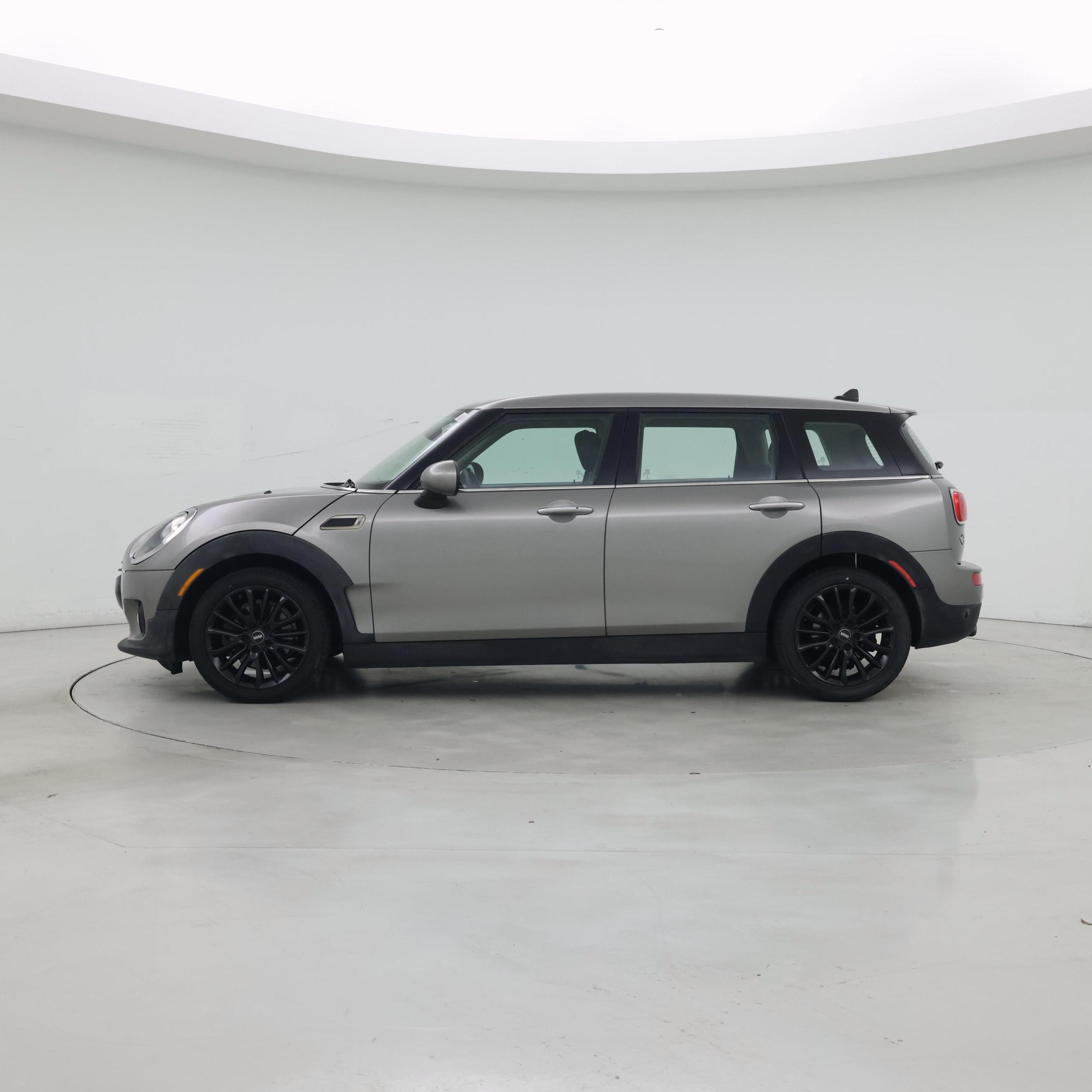 Thumbnail: 2017 MINI Cooper Clubman - 3