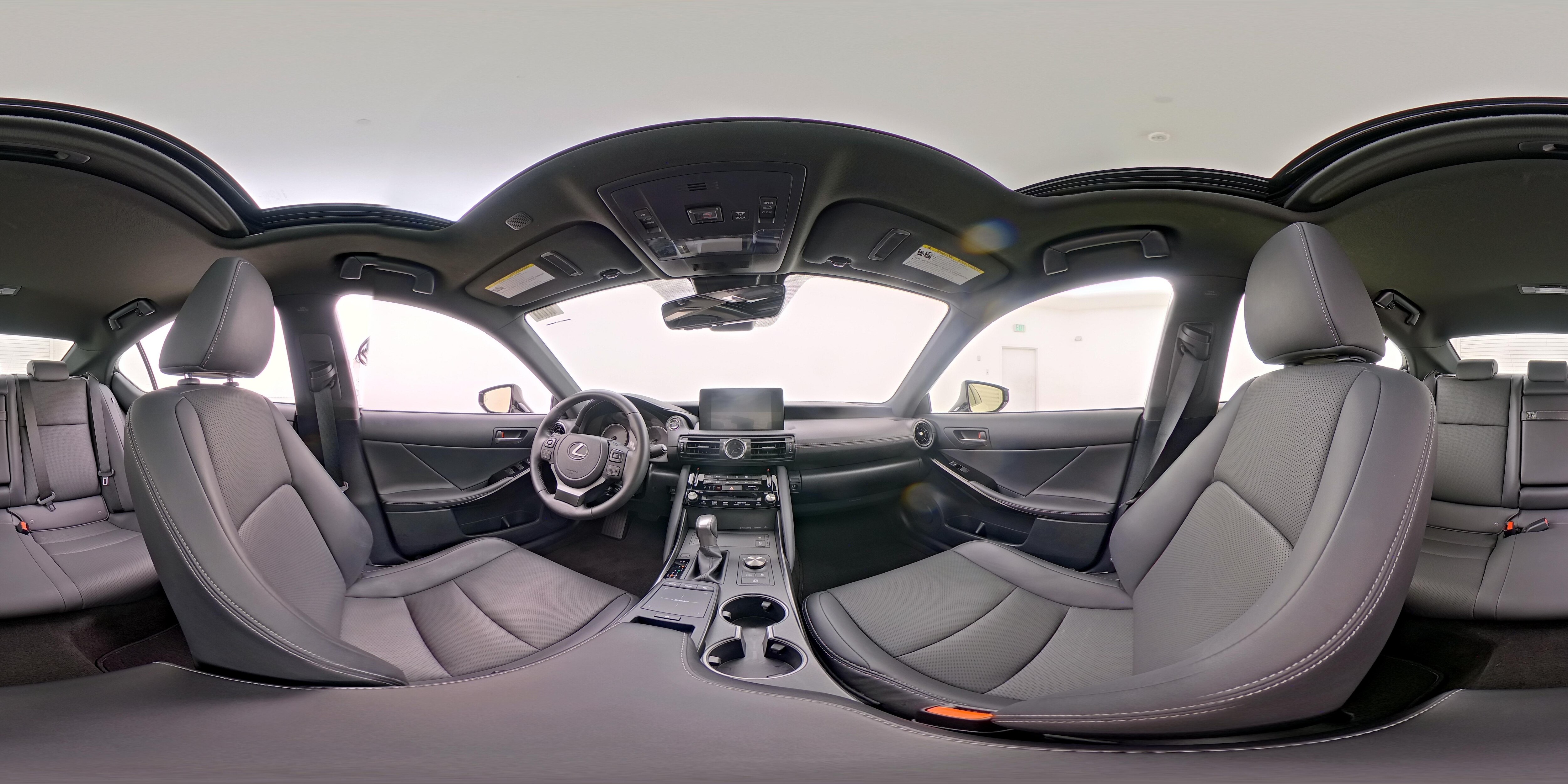 2024 Lexus IS 300 - Photo 24