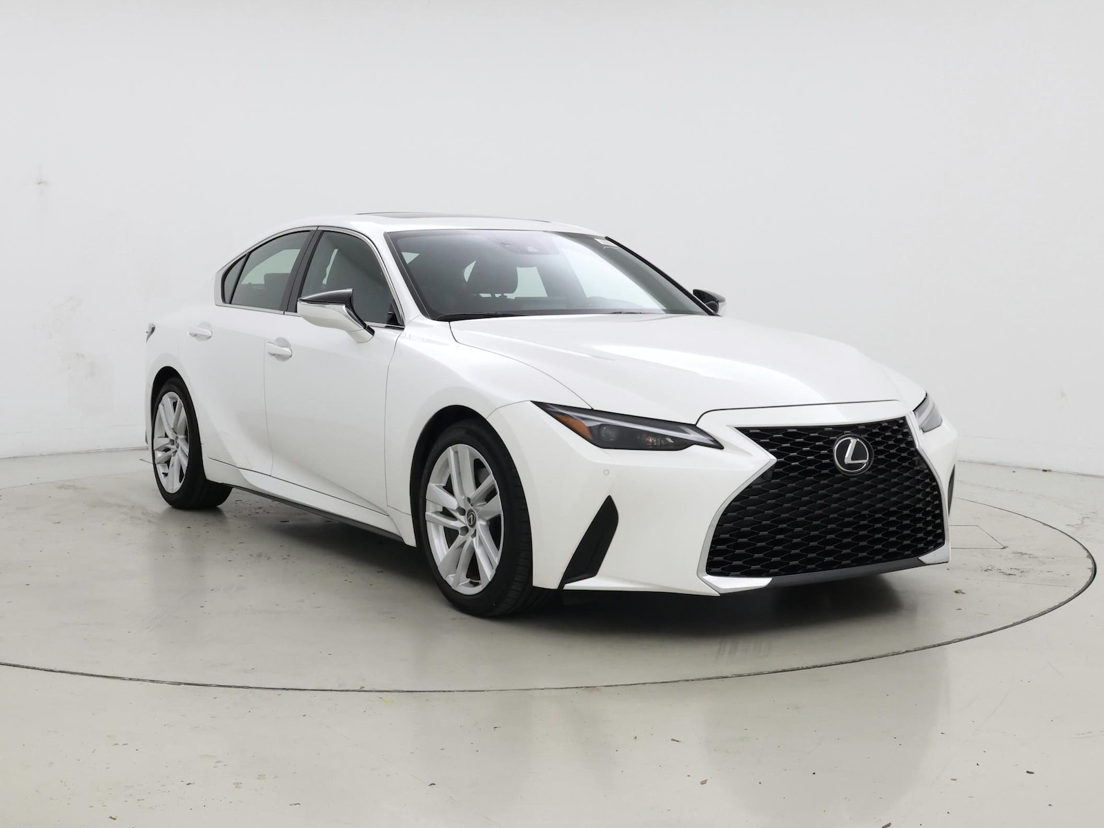 2024 Lexus IS 300 - Photo 2