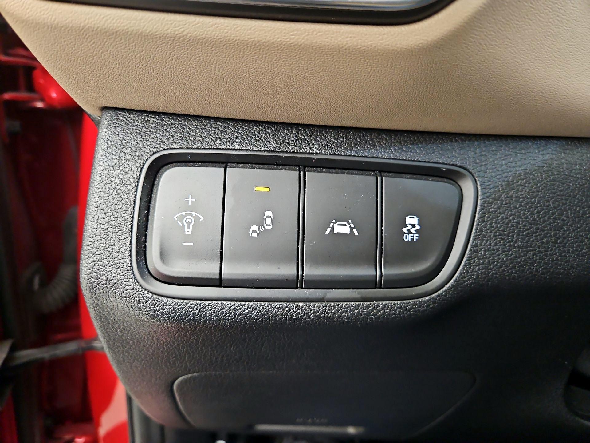 Thumbnail: 2019 Hyundai Santa Fe - 13