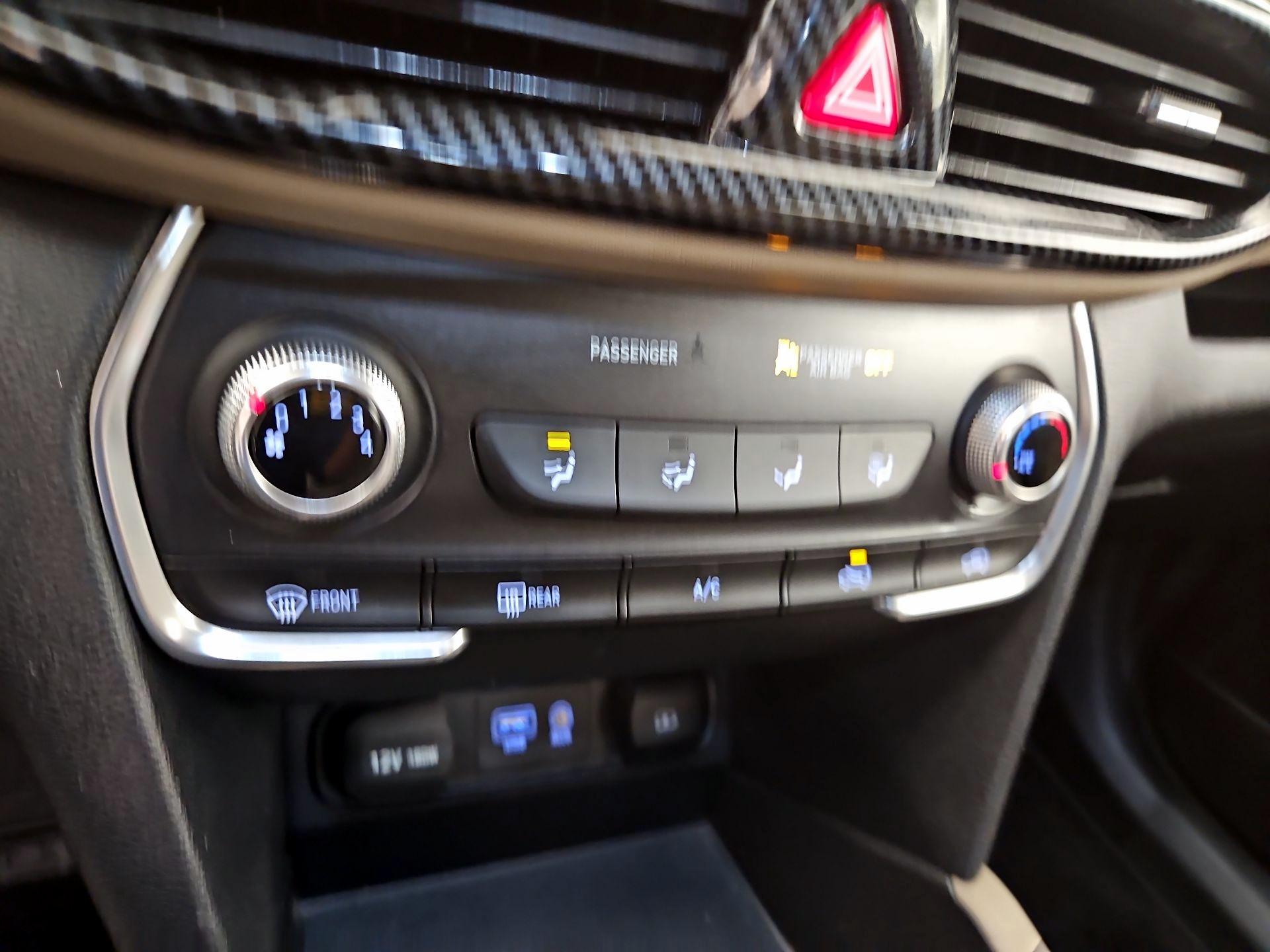 Thumbnail: 2019 Hyundai Santa Fe - 16