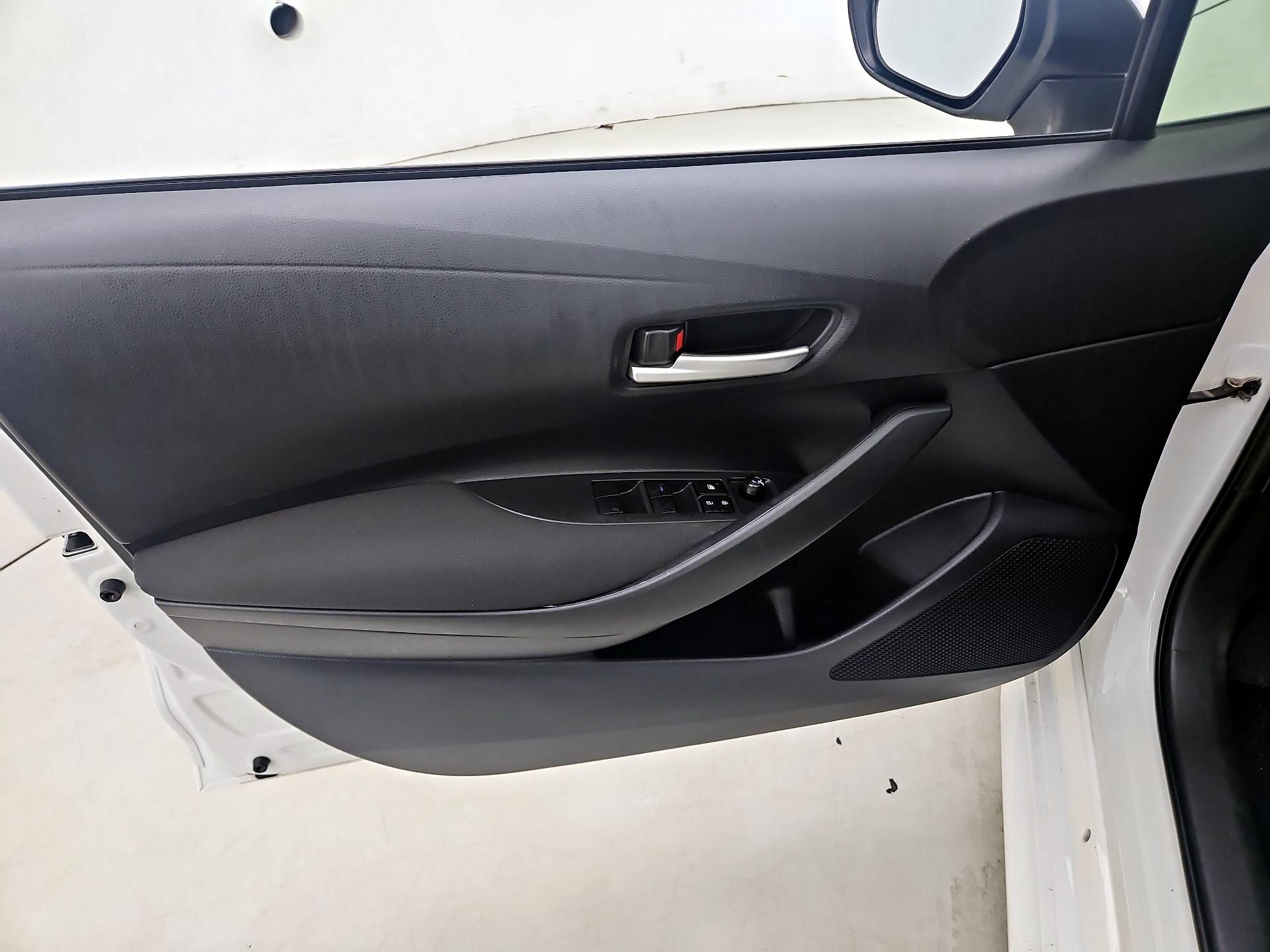 Thumbnail: 2020 Toyota Corolla - 12