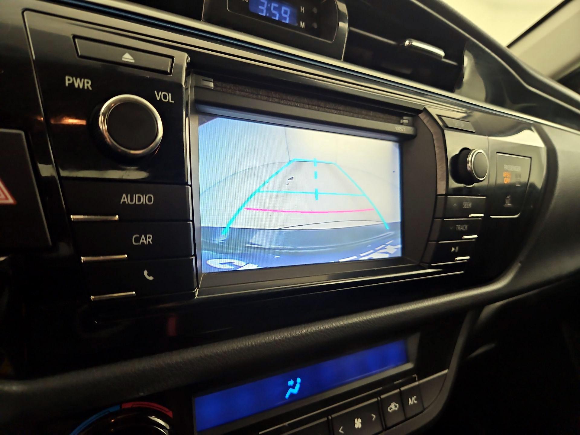 Thumbnail: 2016 Toyota Corolla - 14