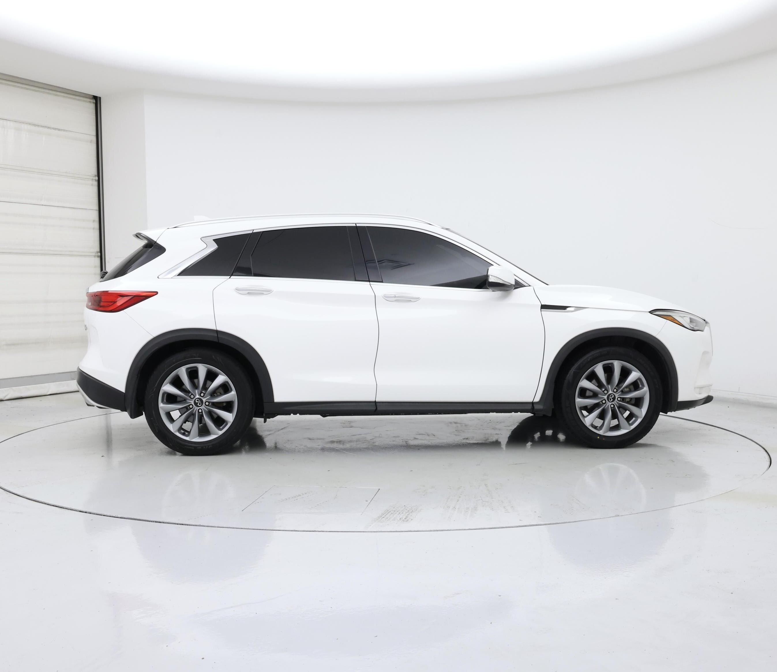 Thumbnail: 2021 INFINITI QX50 - 7