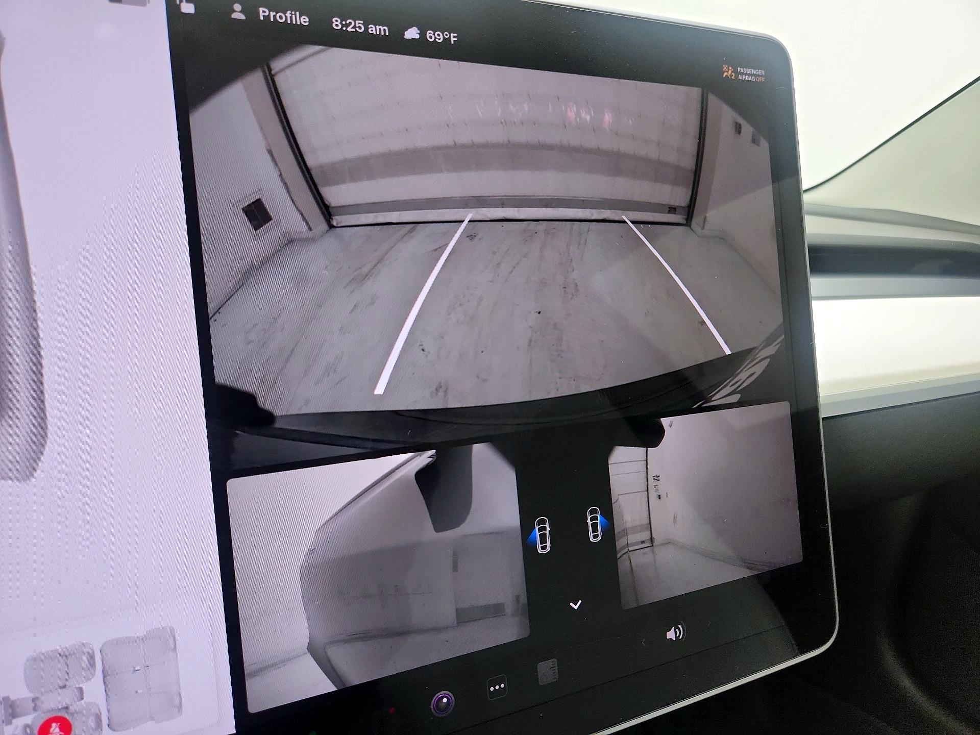 Thumbnail: 2023 Tesla Model 3 - 14