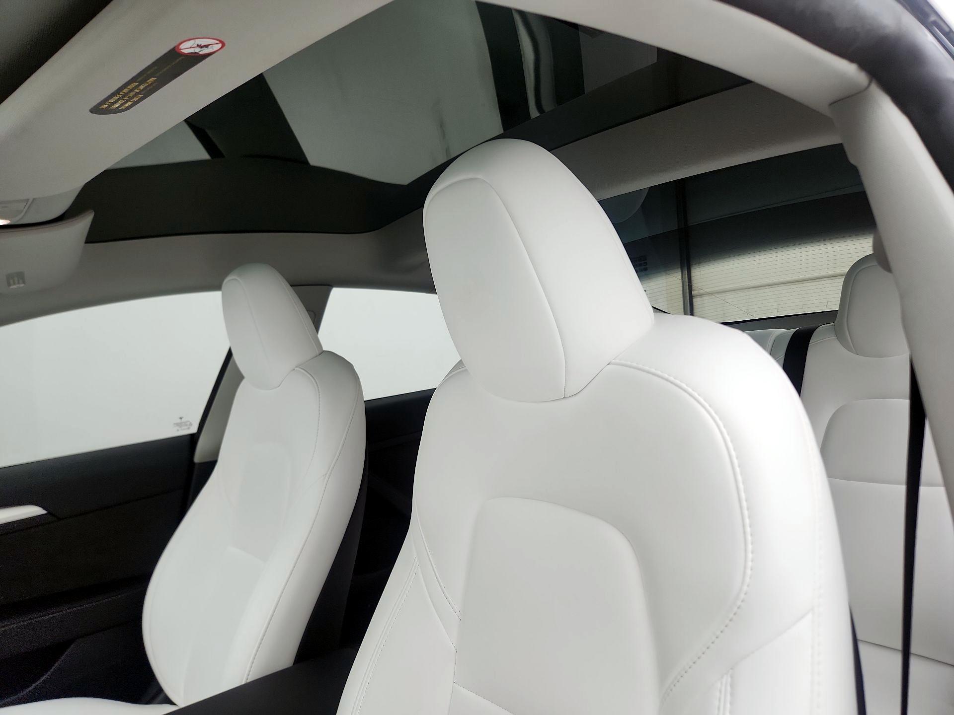 Thumbnail: 2023 Tesla Model 3 - 19