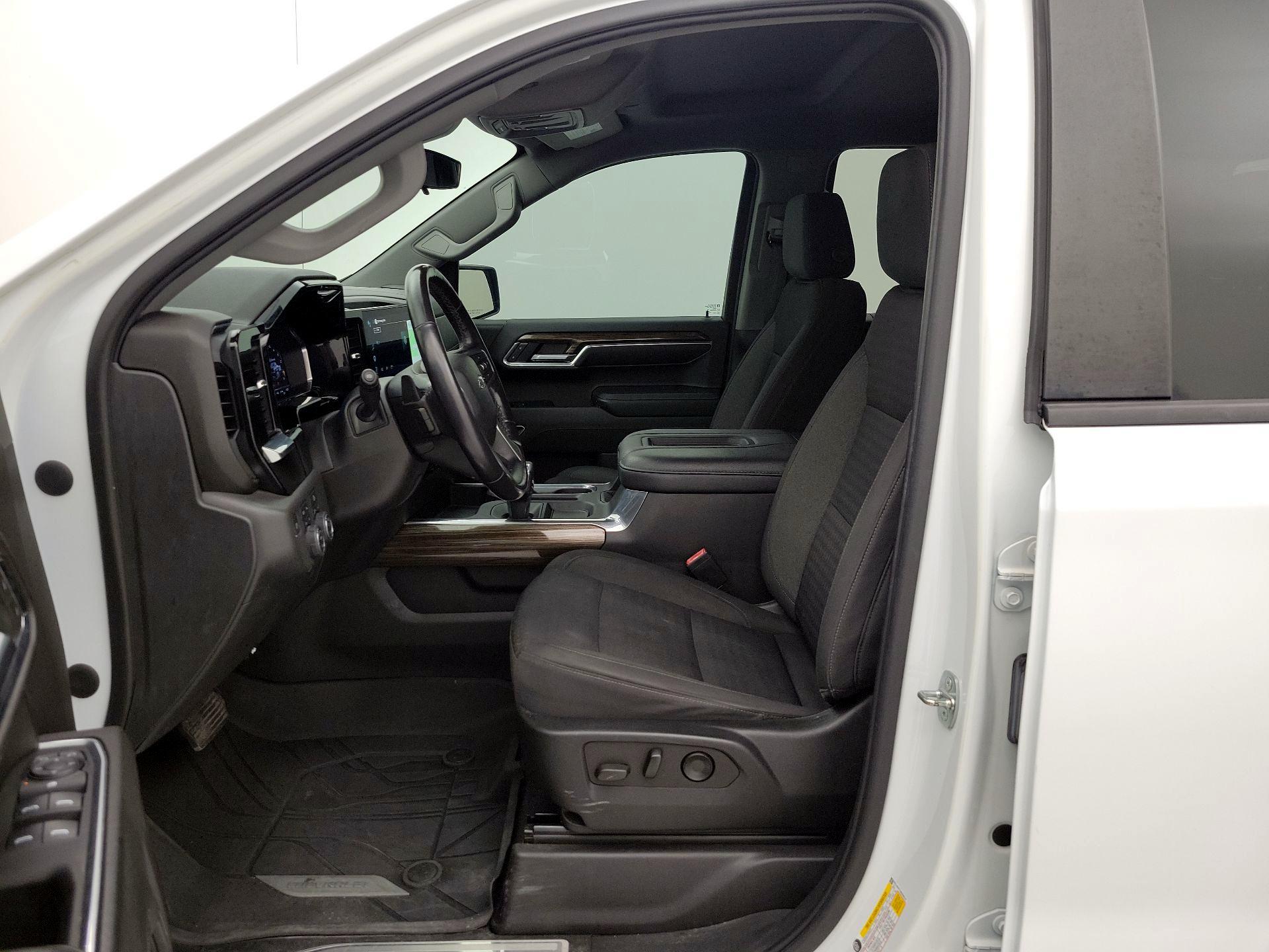 Thumbnail: 2022 Chevrolet Silverado 1500 - 11