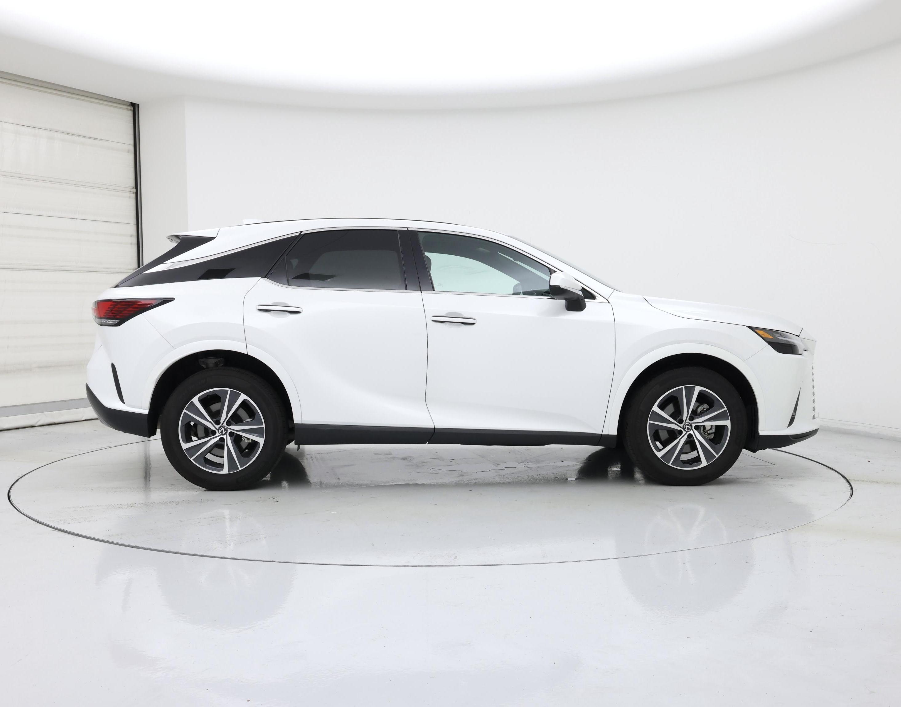 Thumbnail: 2025 Lexus RX - 7