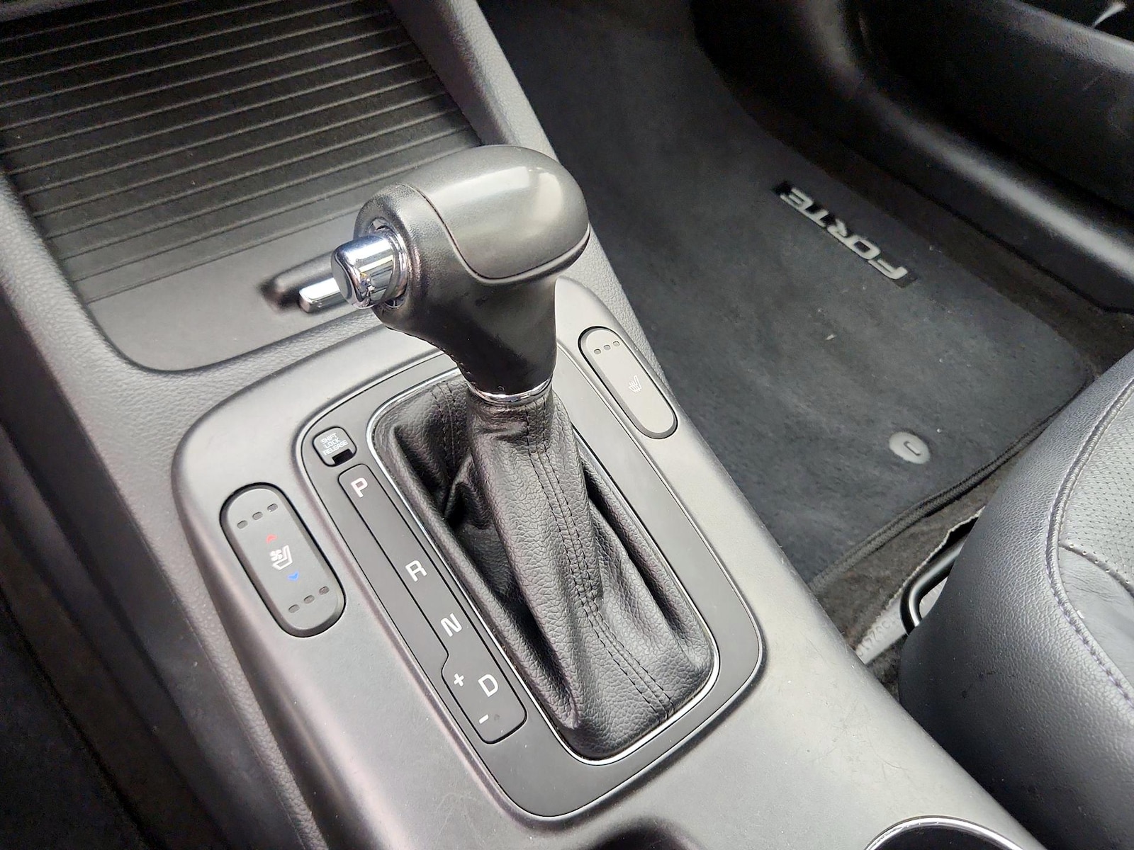 2015 Kia Forte5 EX - Photo 18