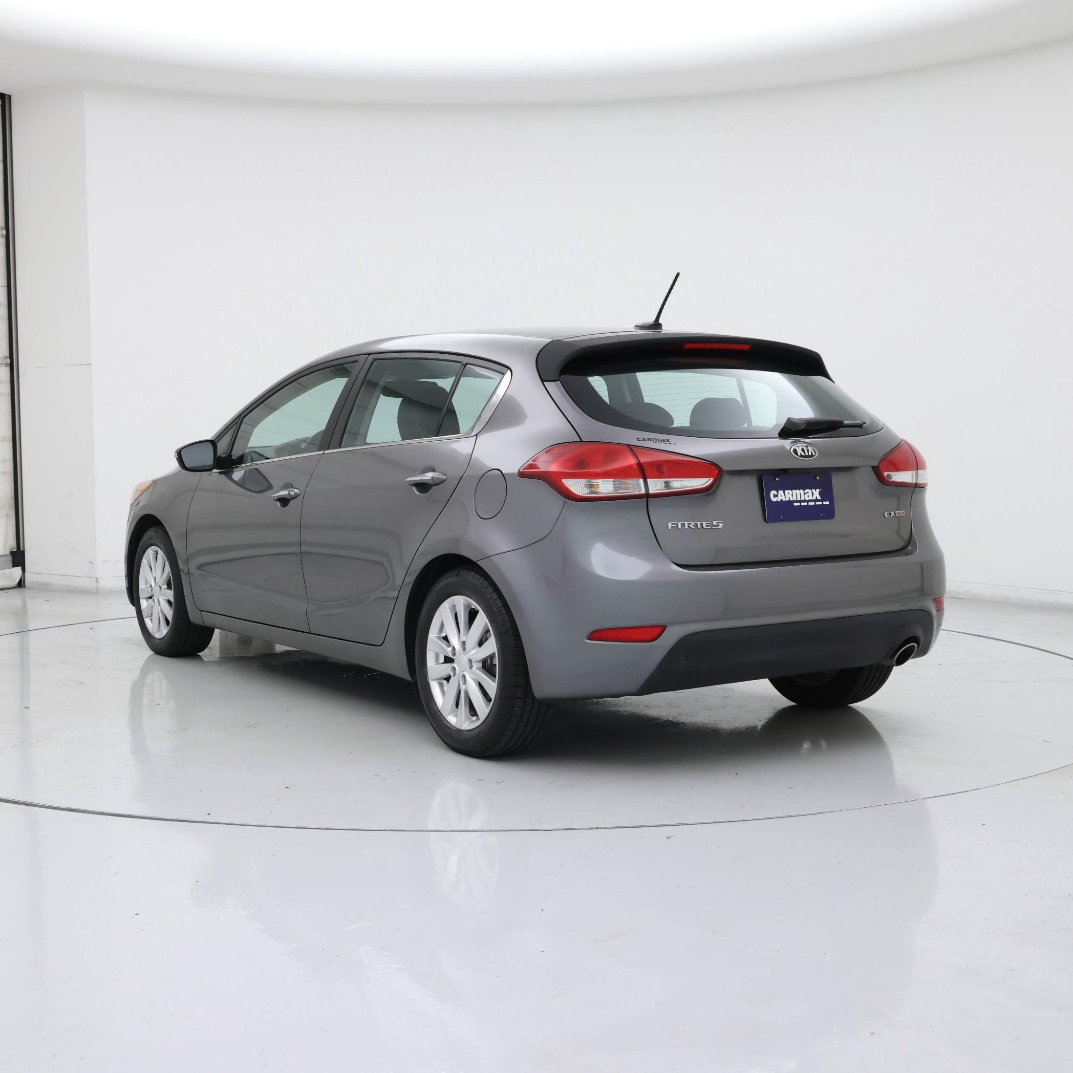 Thumbnail: 2015 Kia Forte - 2