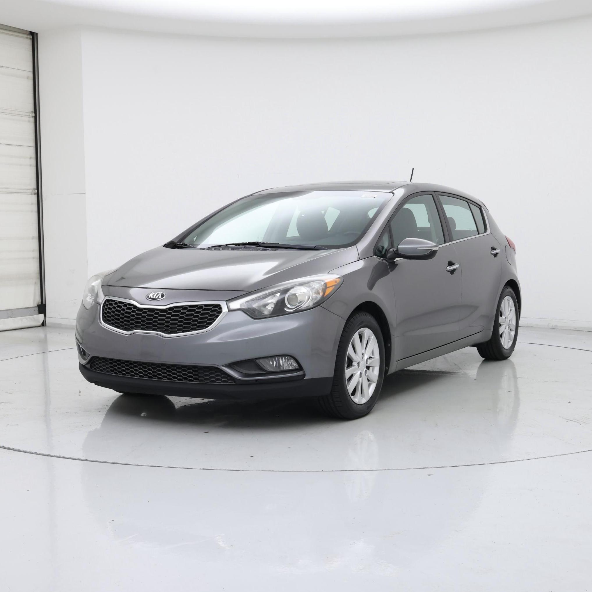 Thumbnail: 2015 Kia Forte - 4