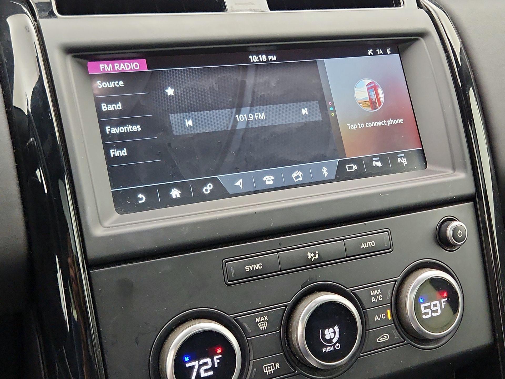 Thumbnail: 2019 Land Rover Discovery - 16