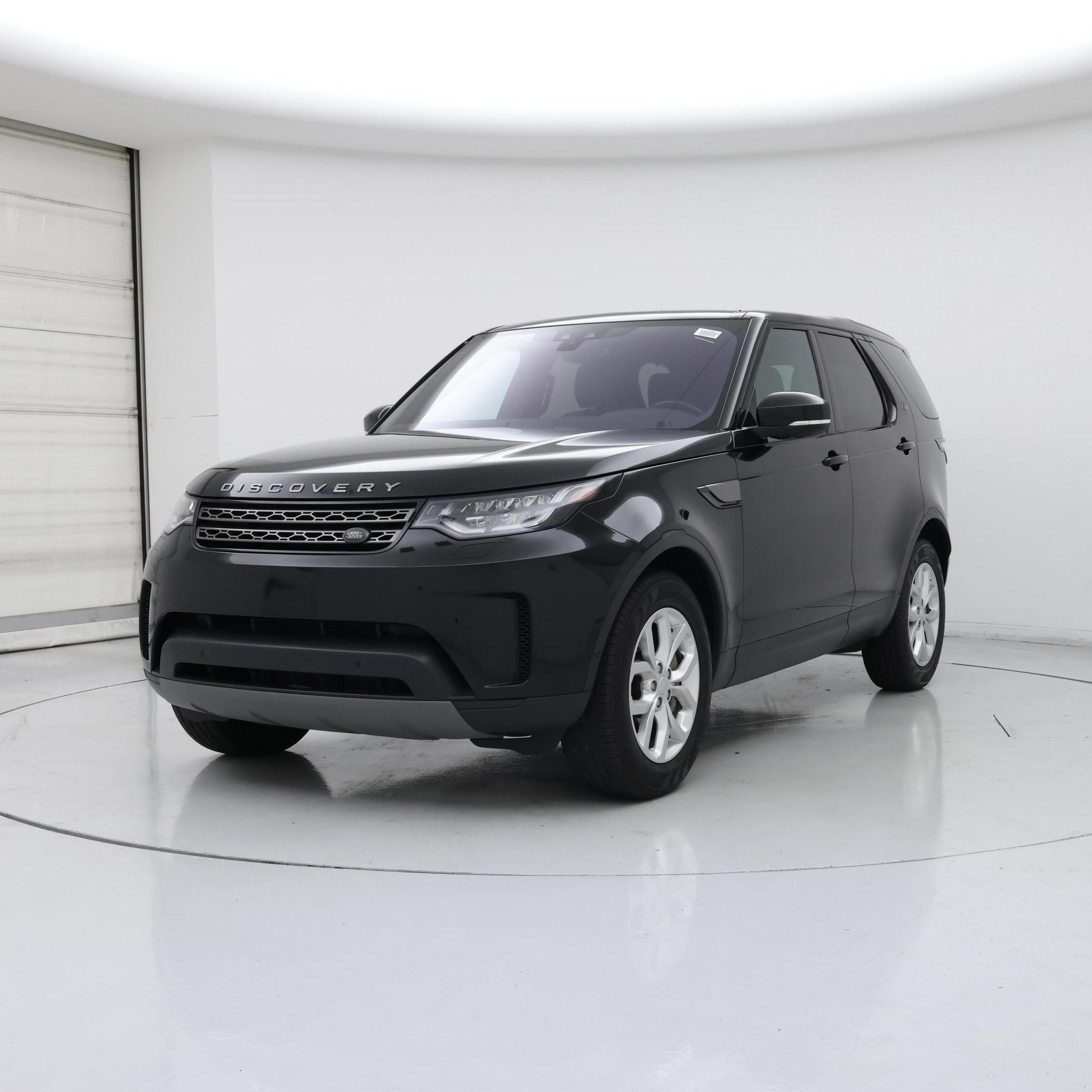 Thumbnail: 2019 Land Rover Discovery - 4