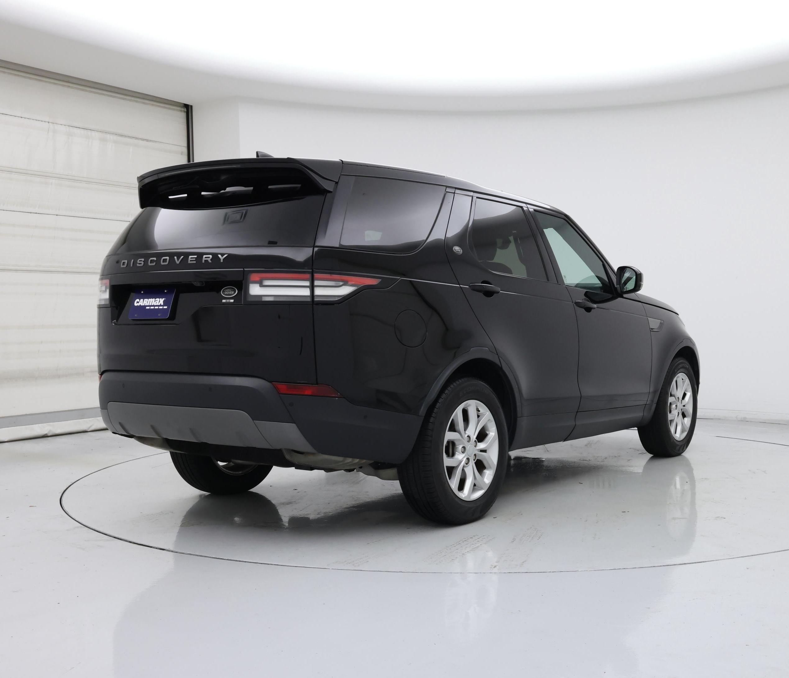 Thumbnail: 2019 Land Rover Discovery - 8