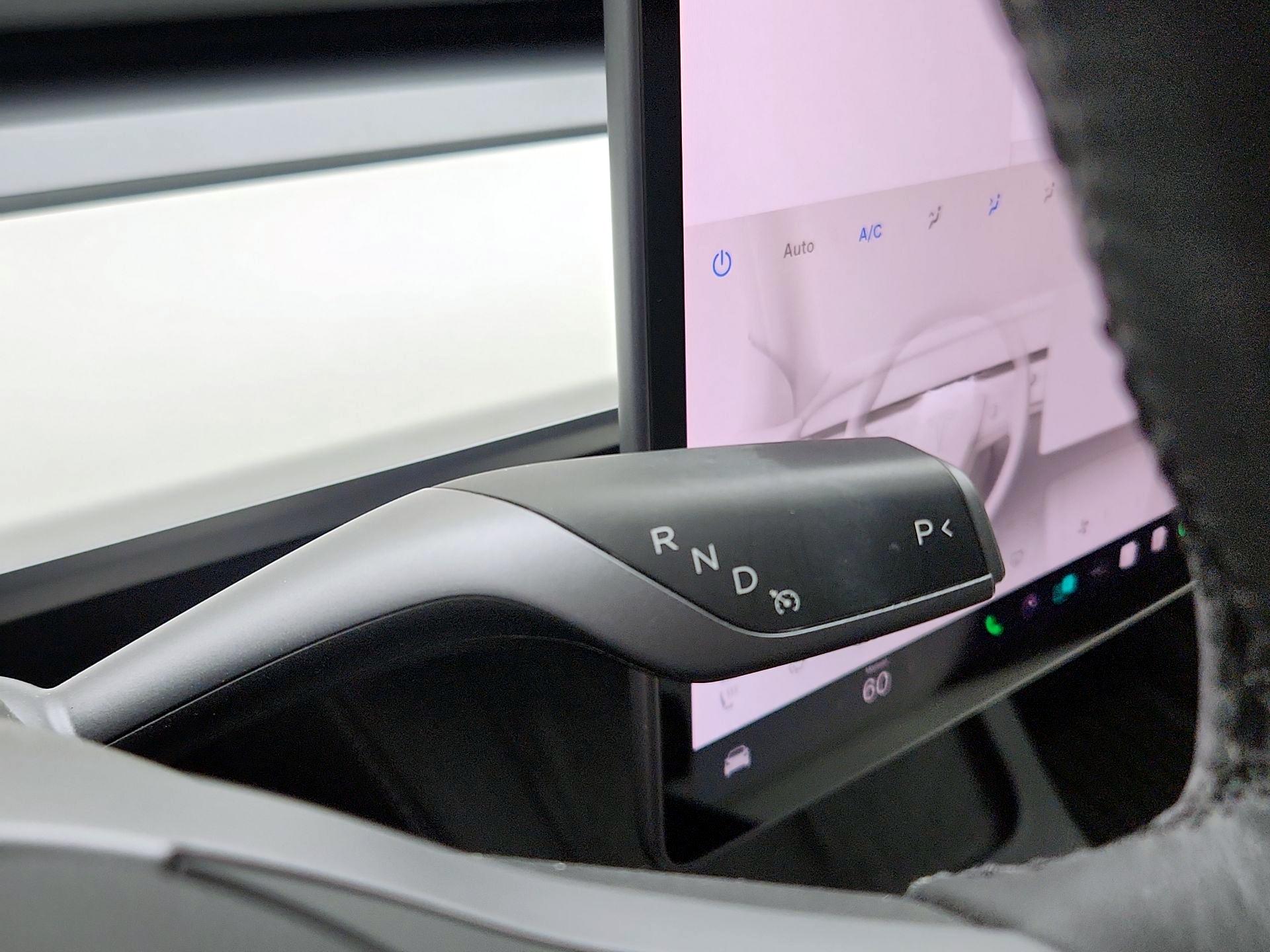 Thumbnail: 2023 Tesla Model 3 - 17