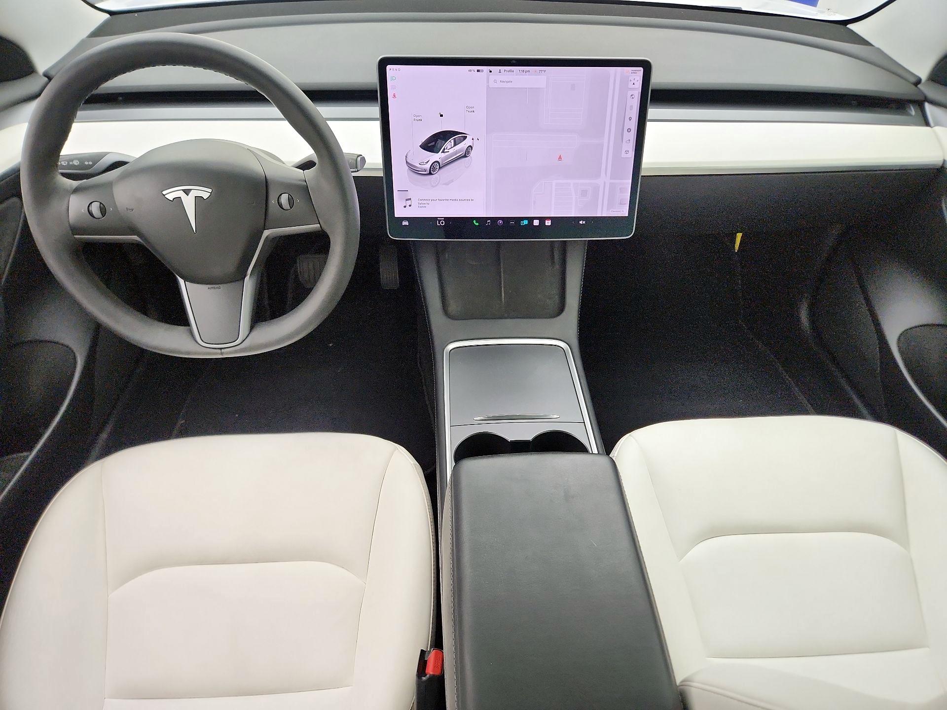 Thumbnail: 2022 Tesla Model 3 - 9