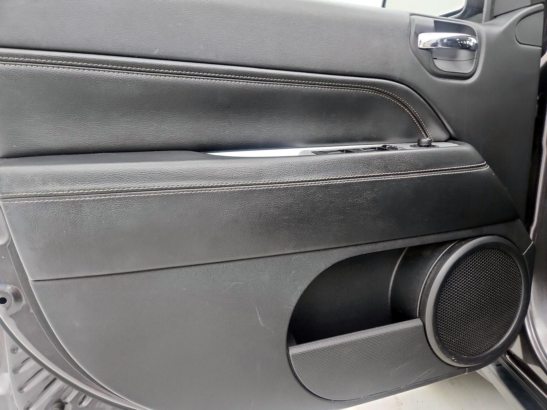 Thumbnail: 2016 Jeep Compass - 12