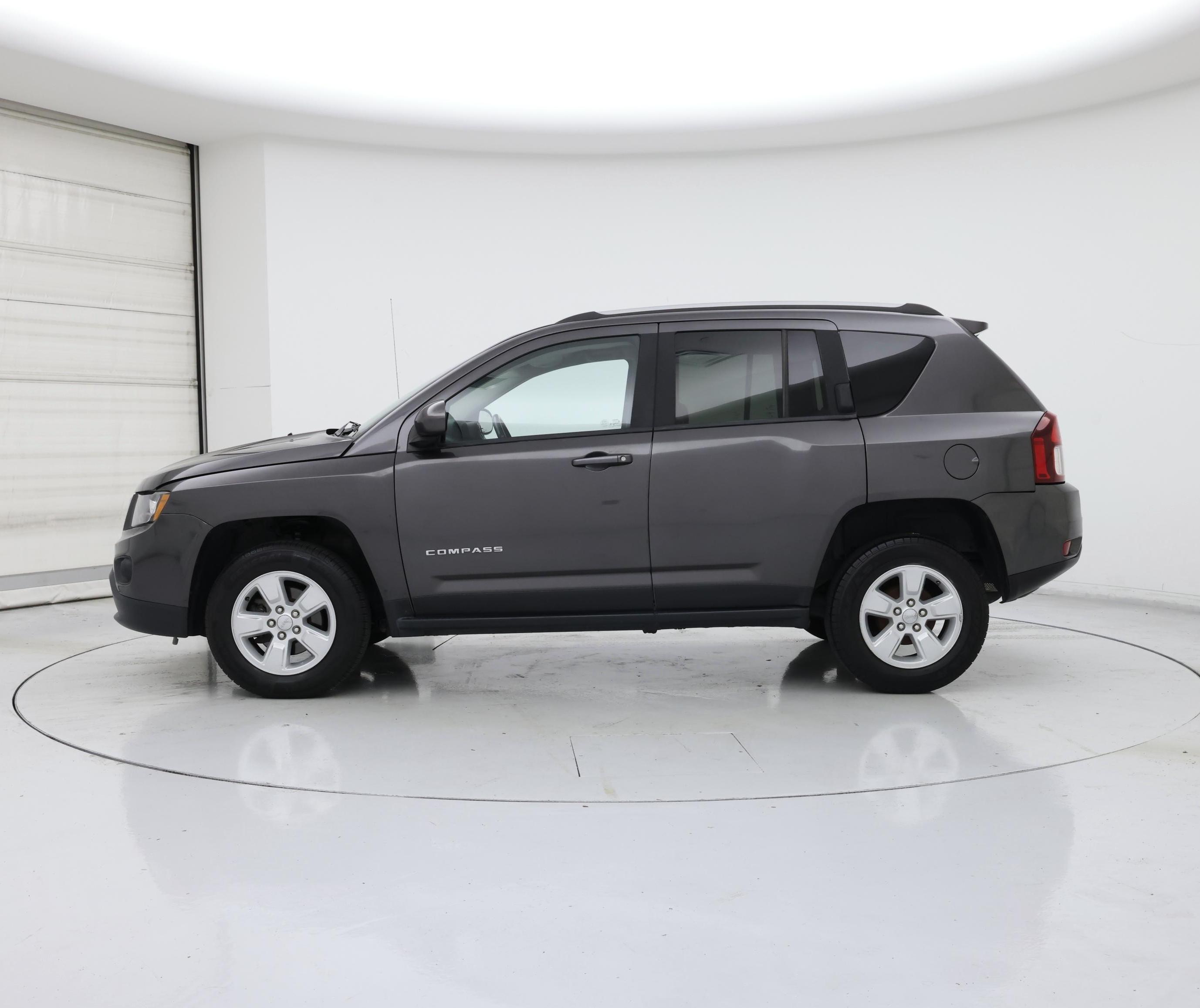 Thumbnail: 2016 Jeep Compass - 3