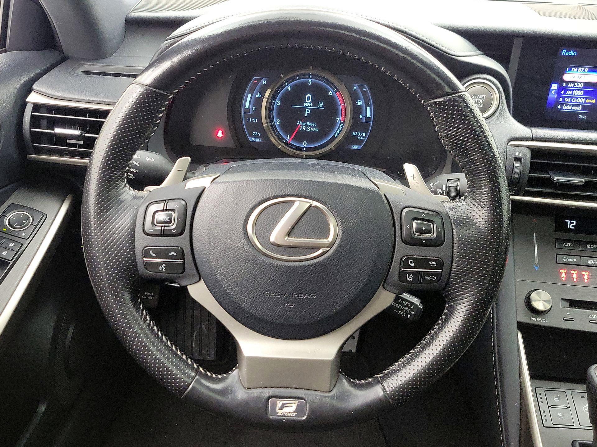Thumbnail: 2019 Lexus IS - 10