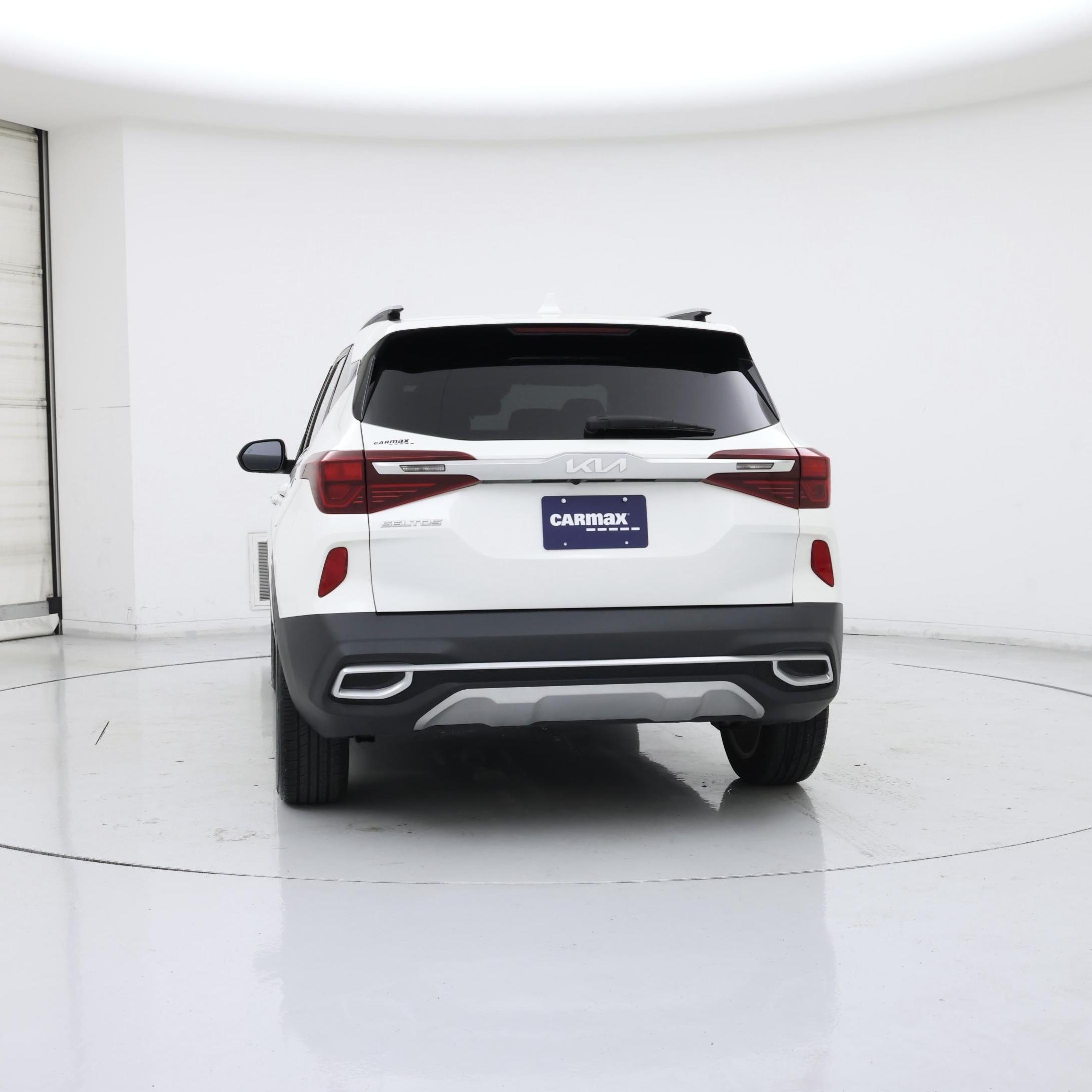 Thumbnail: 2023 Kia Seltos - 6