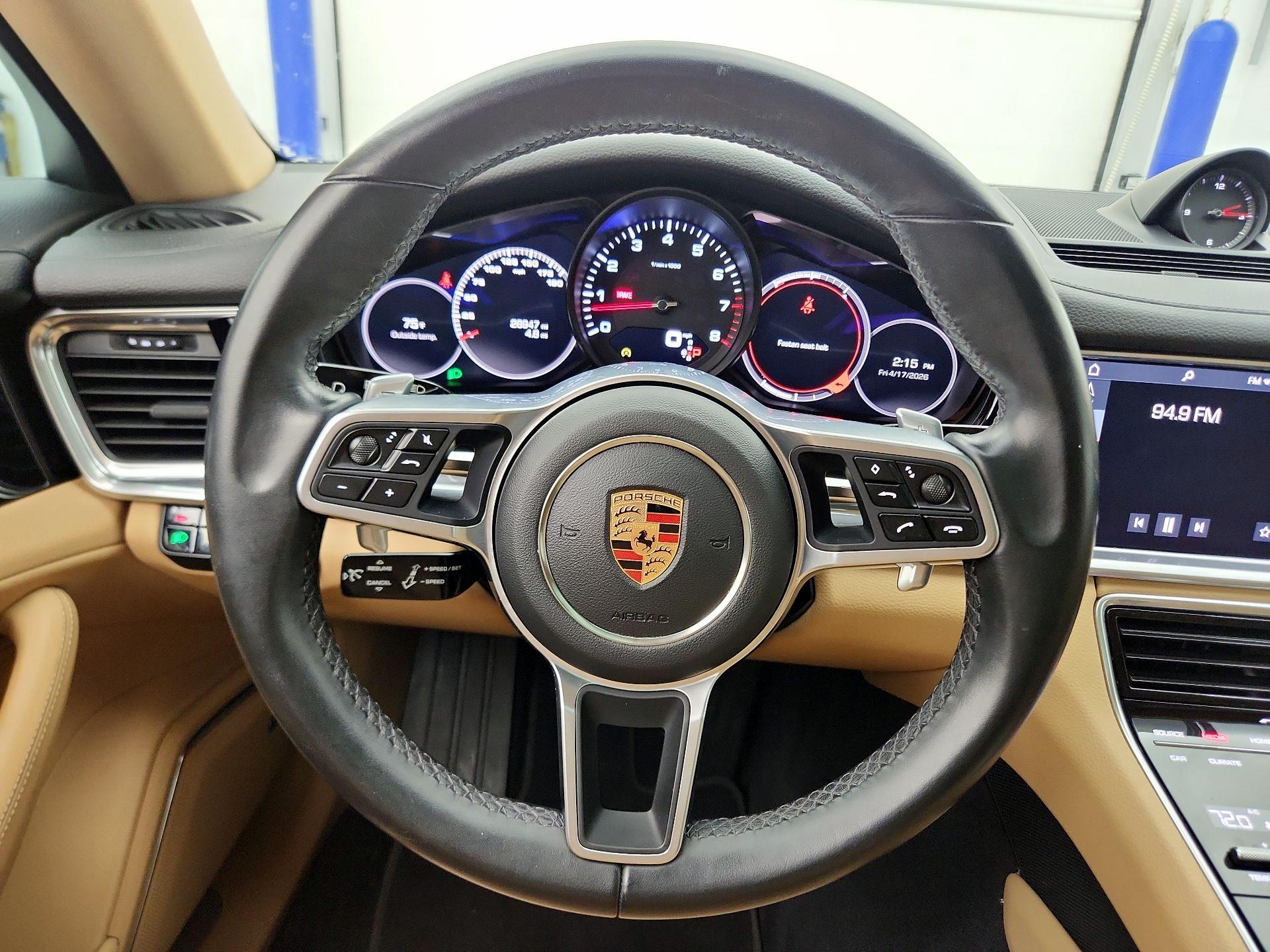 Thumbnail: 2020 Porsche Panamera - 10