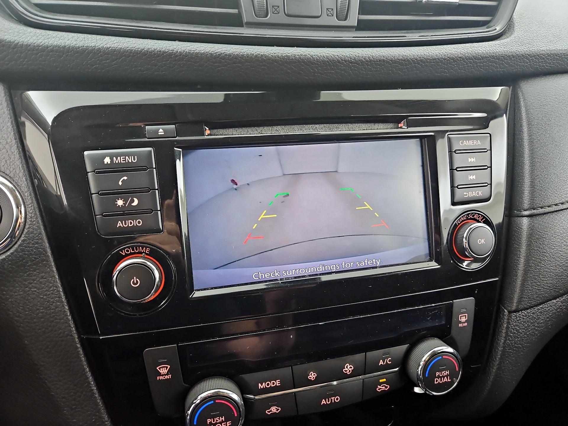 Thumbnail: 2019 Nissan Rogue - 14