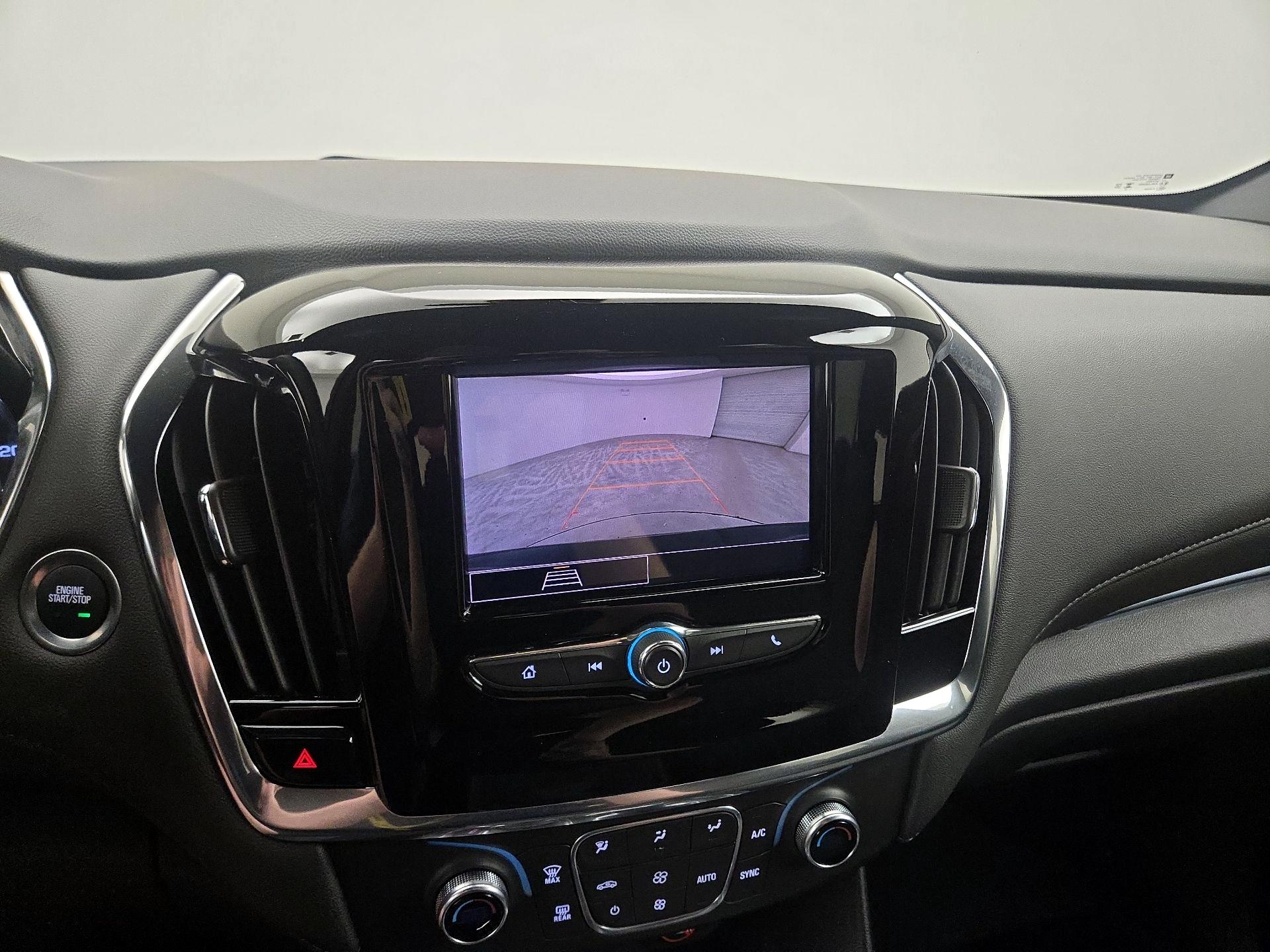 Thumbnail: 2023 Chevrolet Traverse - 14