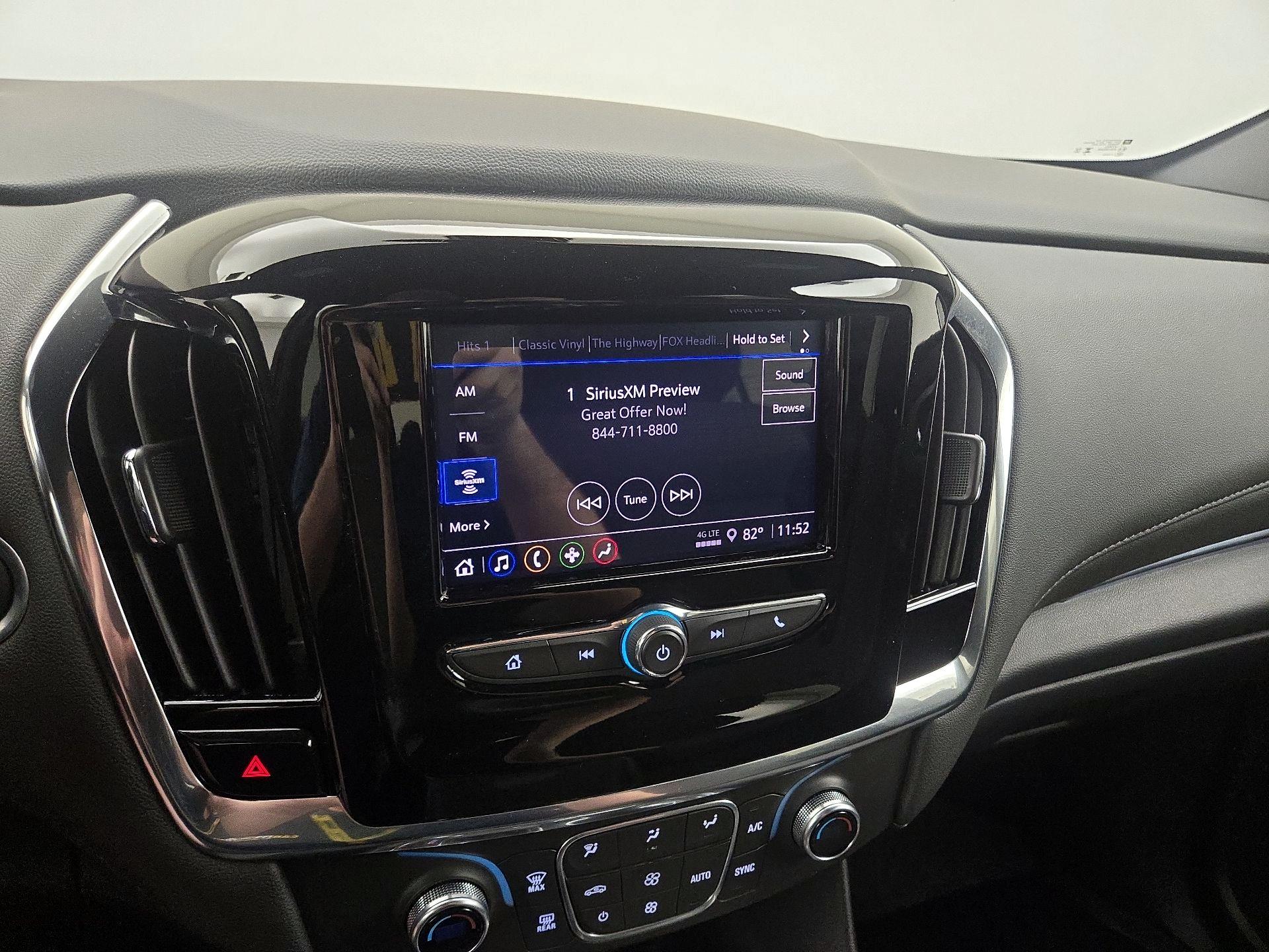 Thumbnail: 2023 Chevrolet Traverse - 15