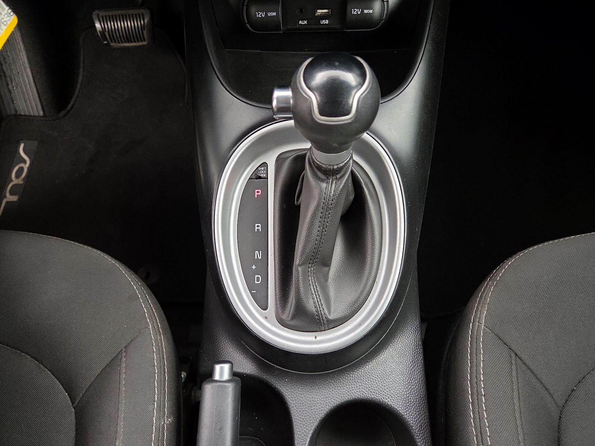Thumbnail: 2019 Kia Soul - 17