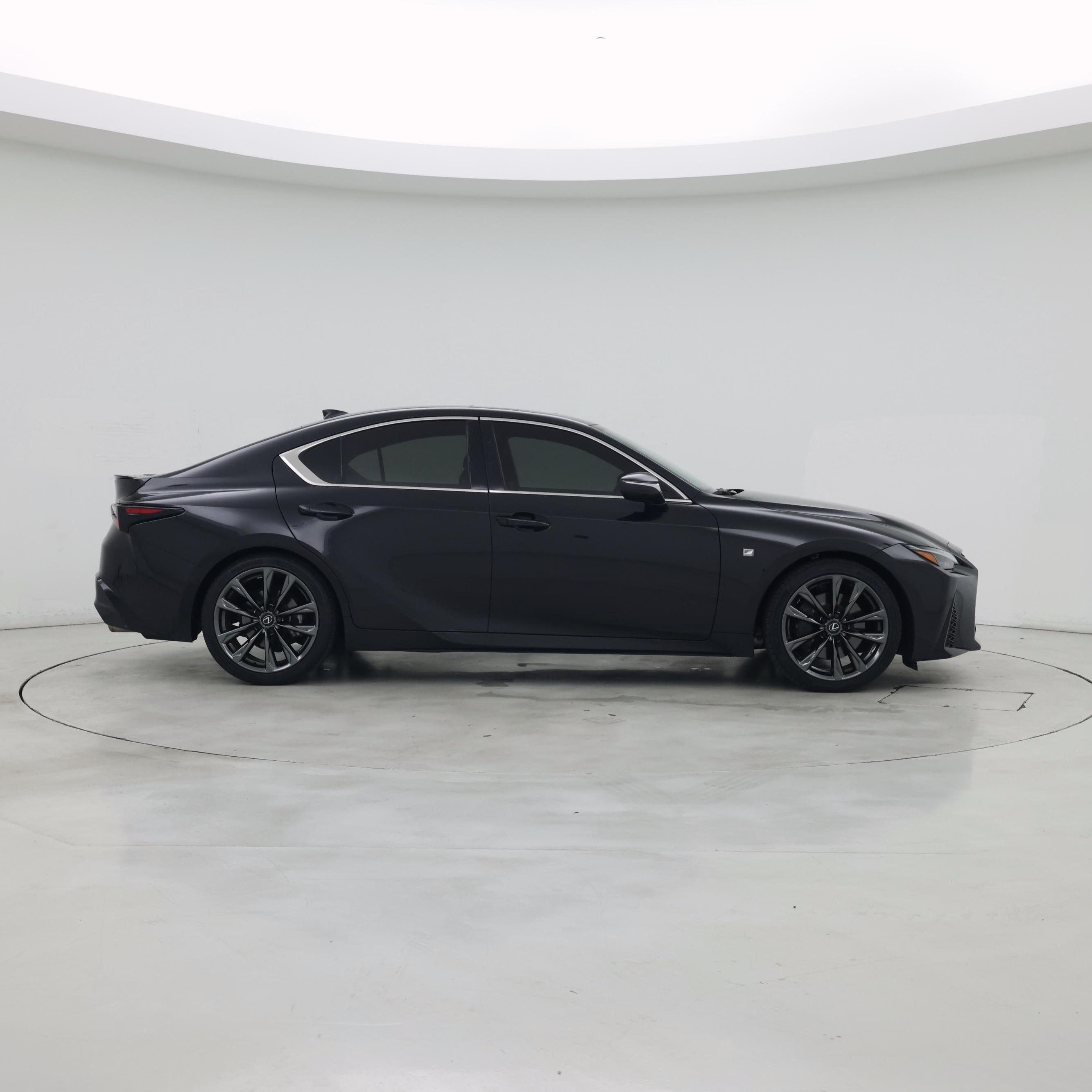 Thumbnail: 2024 Lexus IS - 7