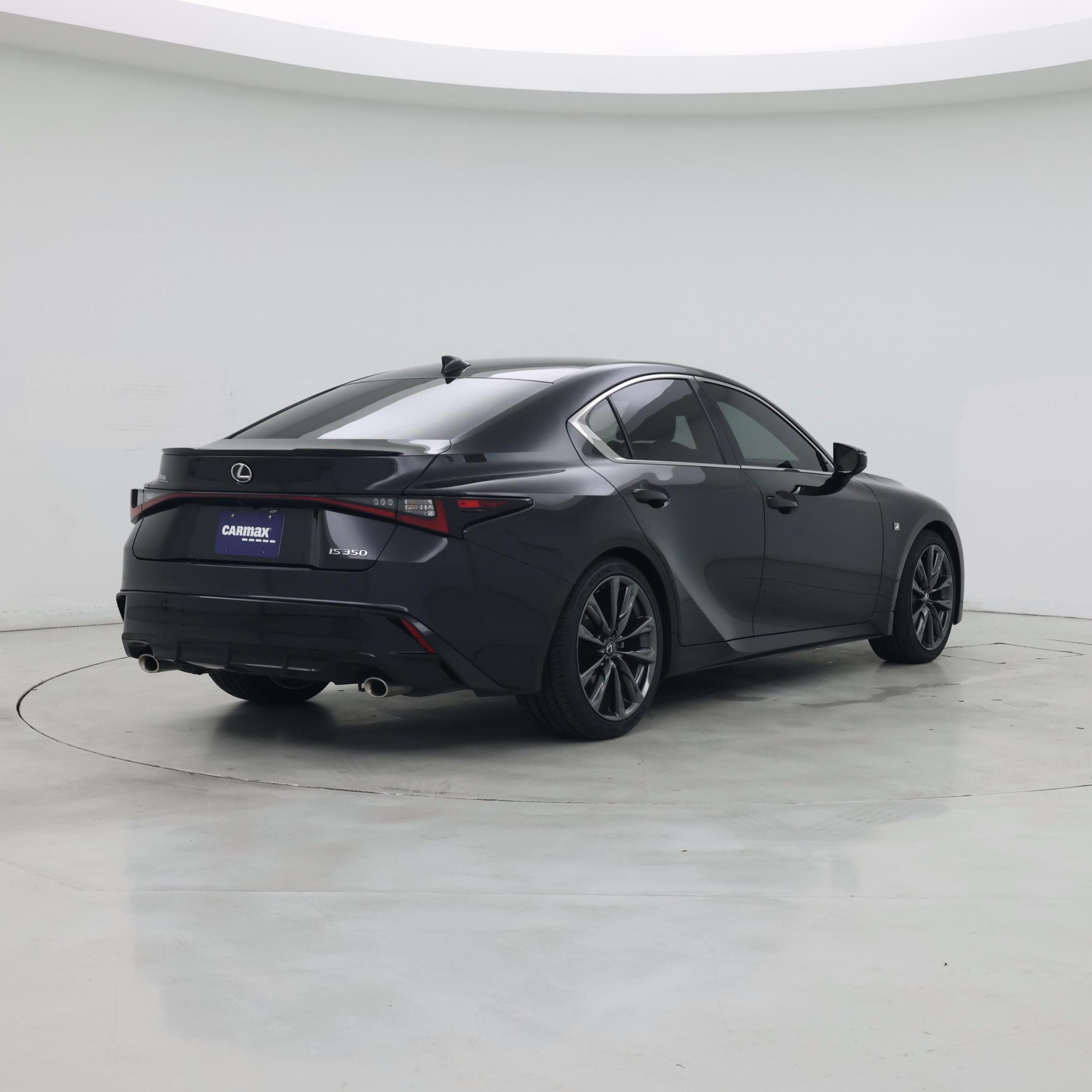 Thumbnail: 2024 Lexus IS - 8