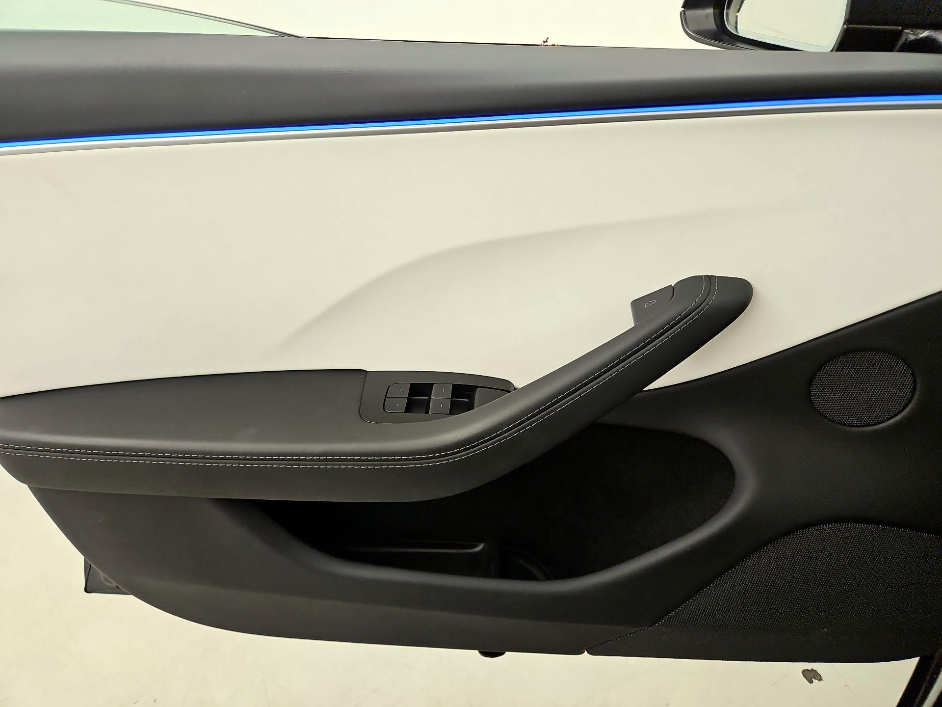 Thumbnail: 2024 Tesla Model 3 - 12