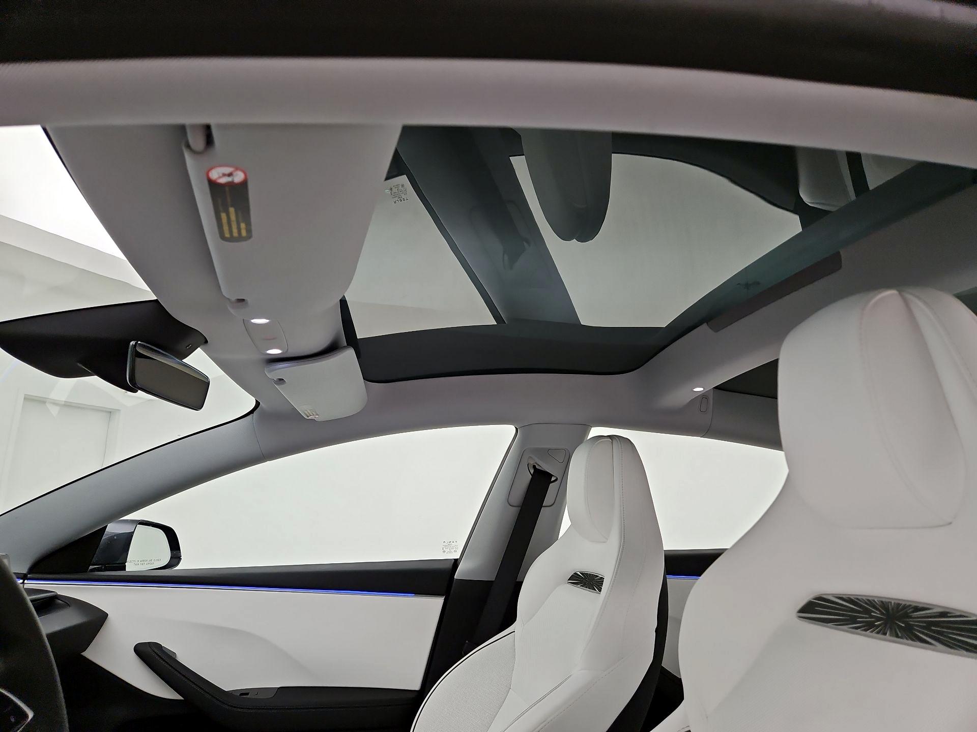 Thumbnail: 2024 Tesla Model 3 - 20