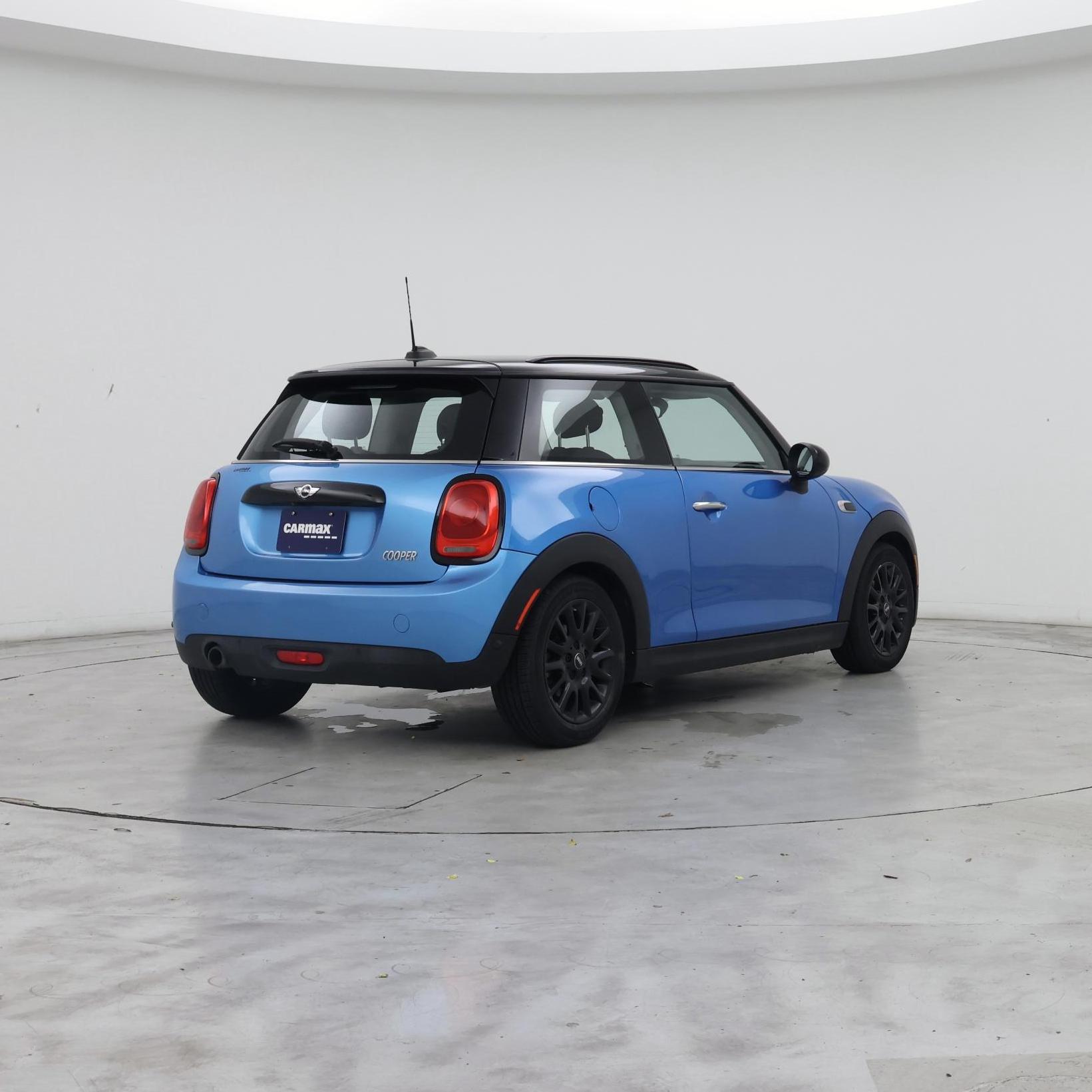 Thumbnail: 2018 MINI Cooper Hardtop - 8