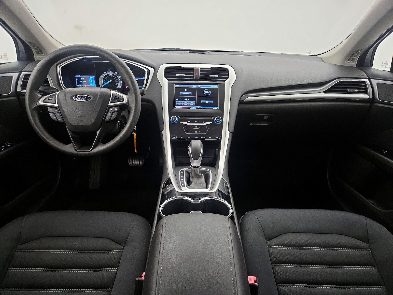 2014 Ford Fusion SE - Photo 10