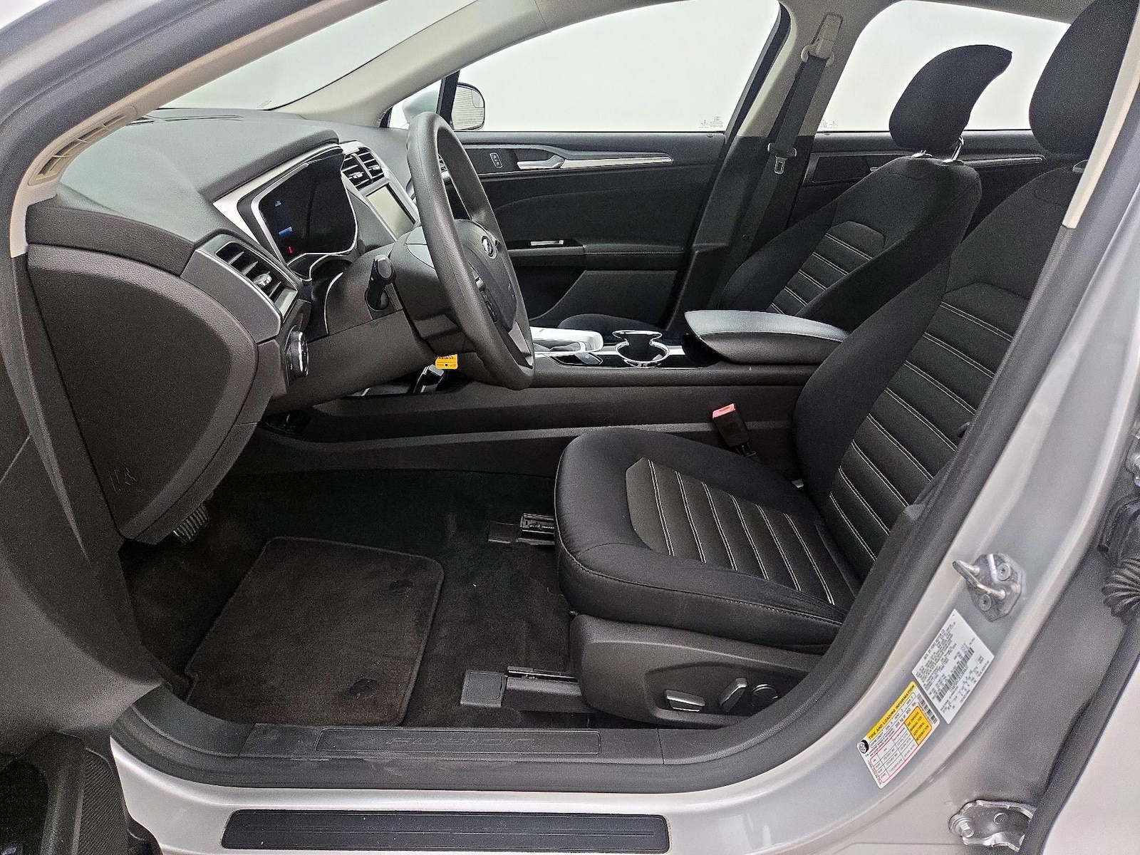 2014 Ford Fusion SE - Photo 12