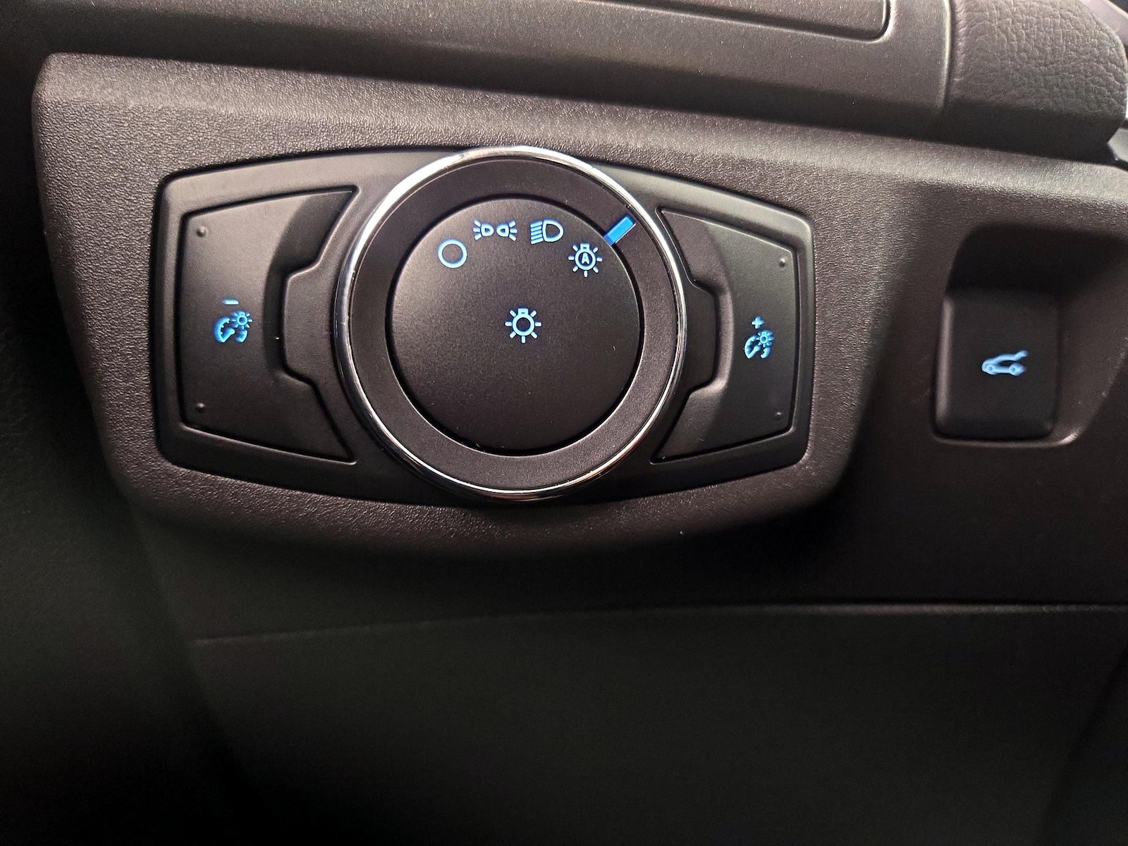 2014 Ford Fusion SE - Photo 14