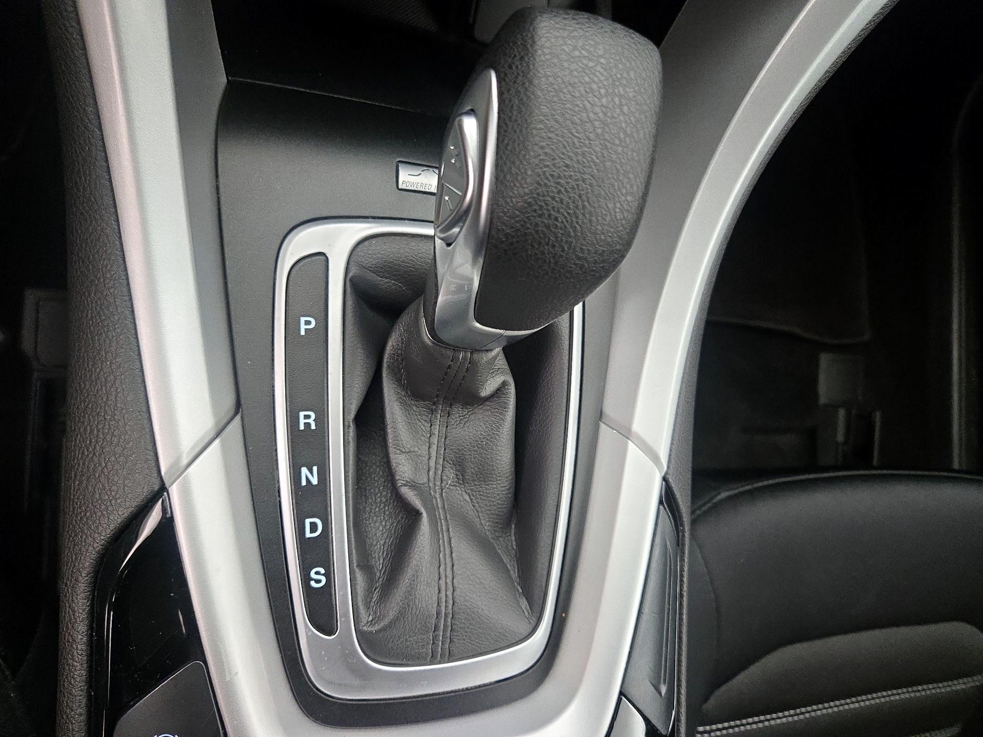 Thumbnail: 2014 Ford Fusion - 17