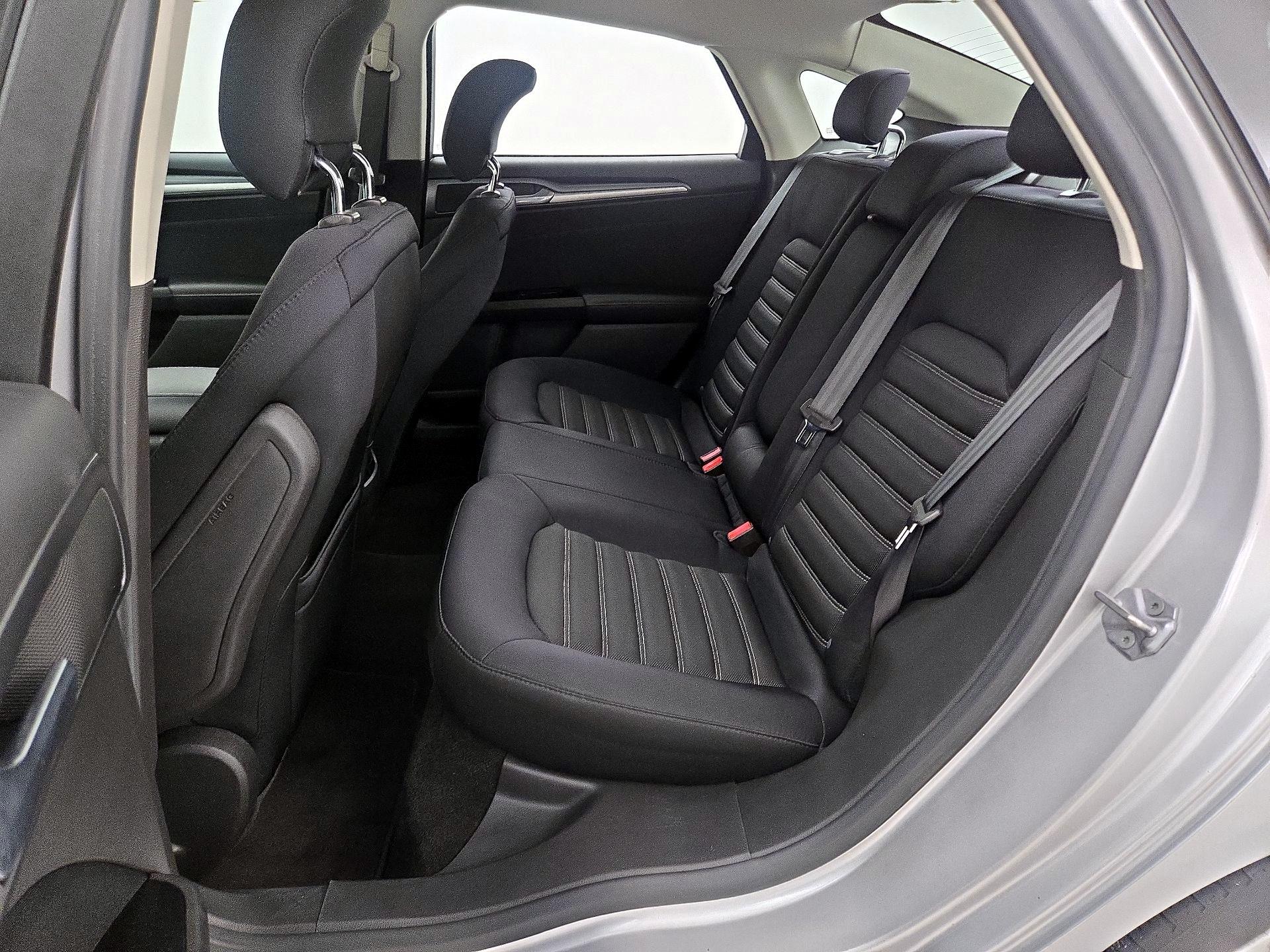 Thumbnail: 2014 Ford Fusion - 19